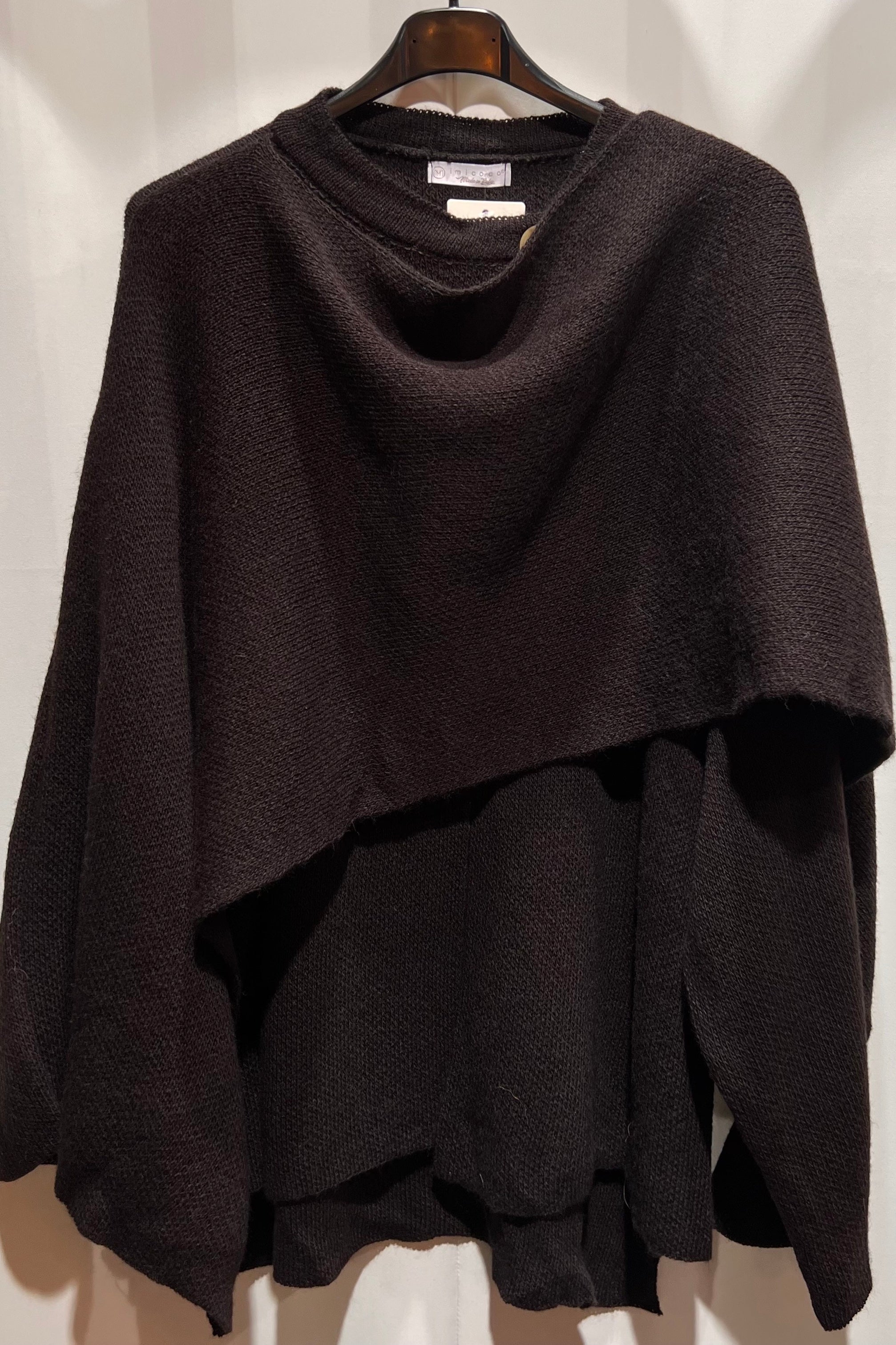 Cleo Strick Cape mit Schal