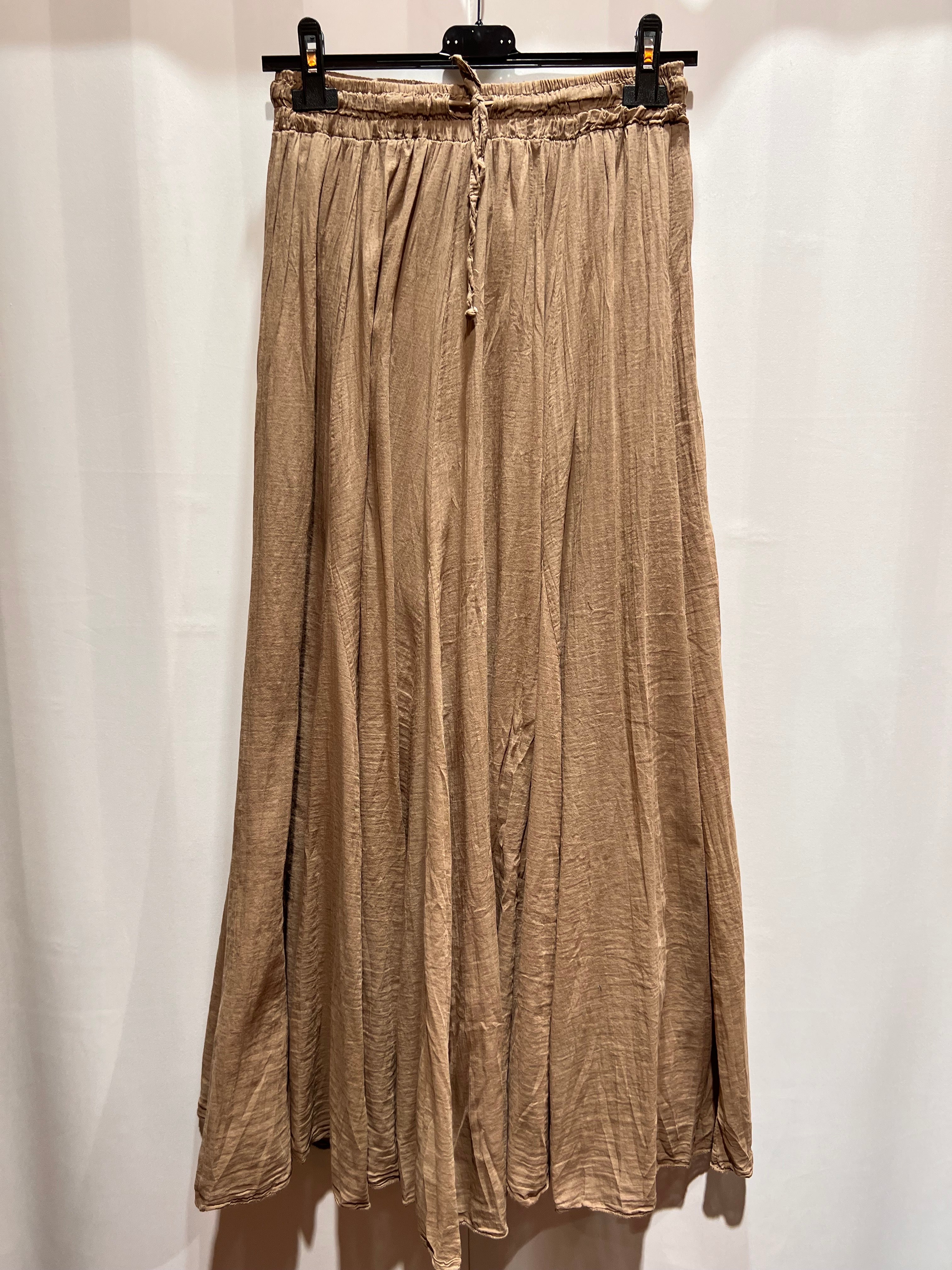 Crinkly Skirt (100% cotton)