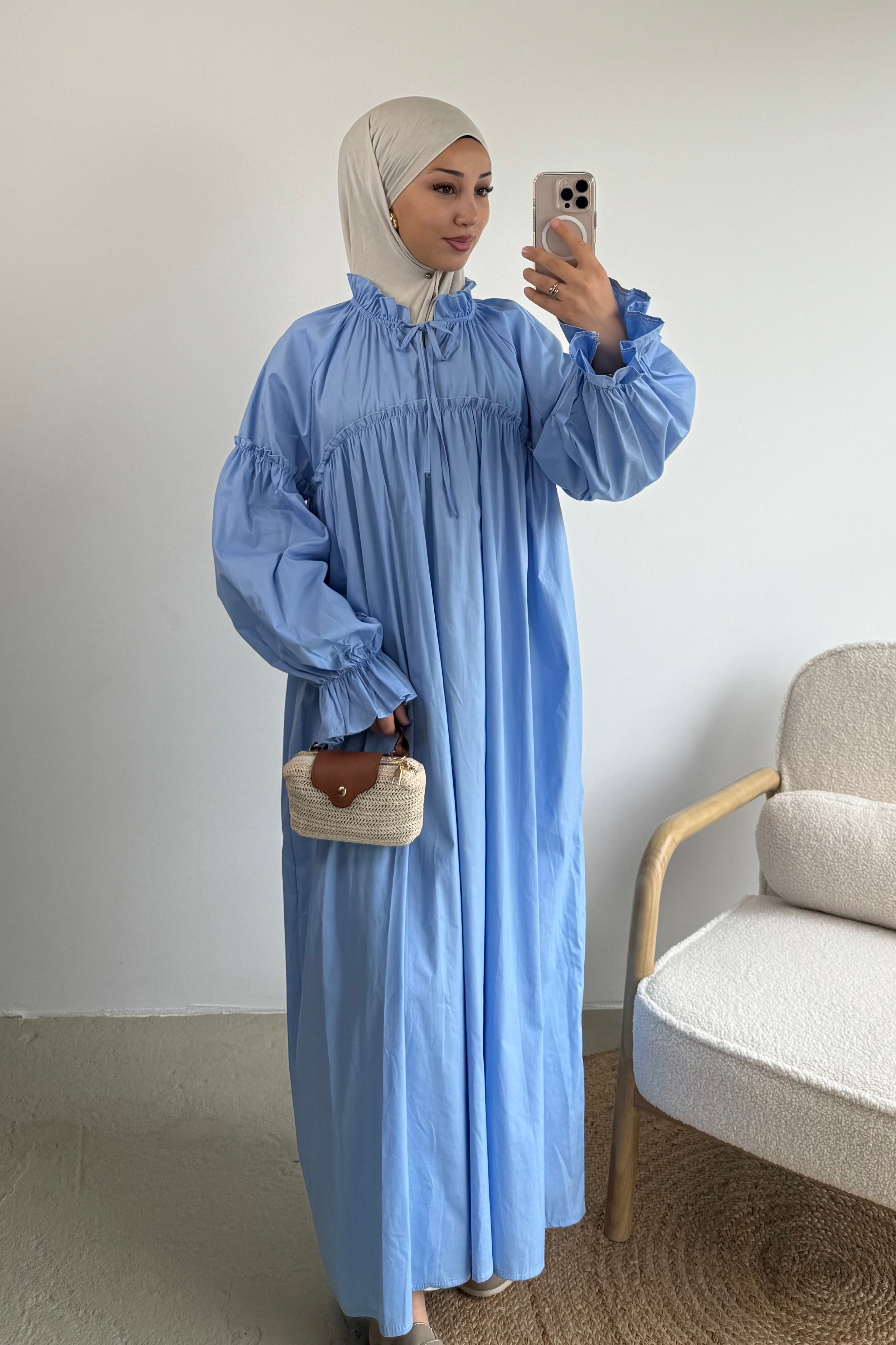 Hira Kleid