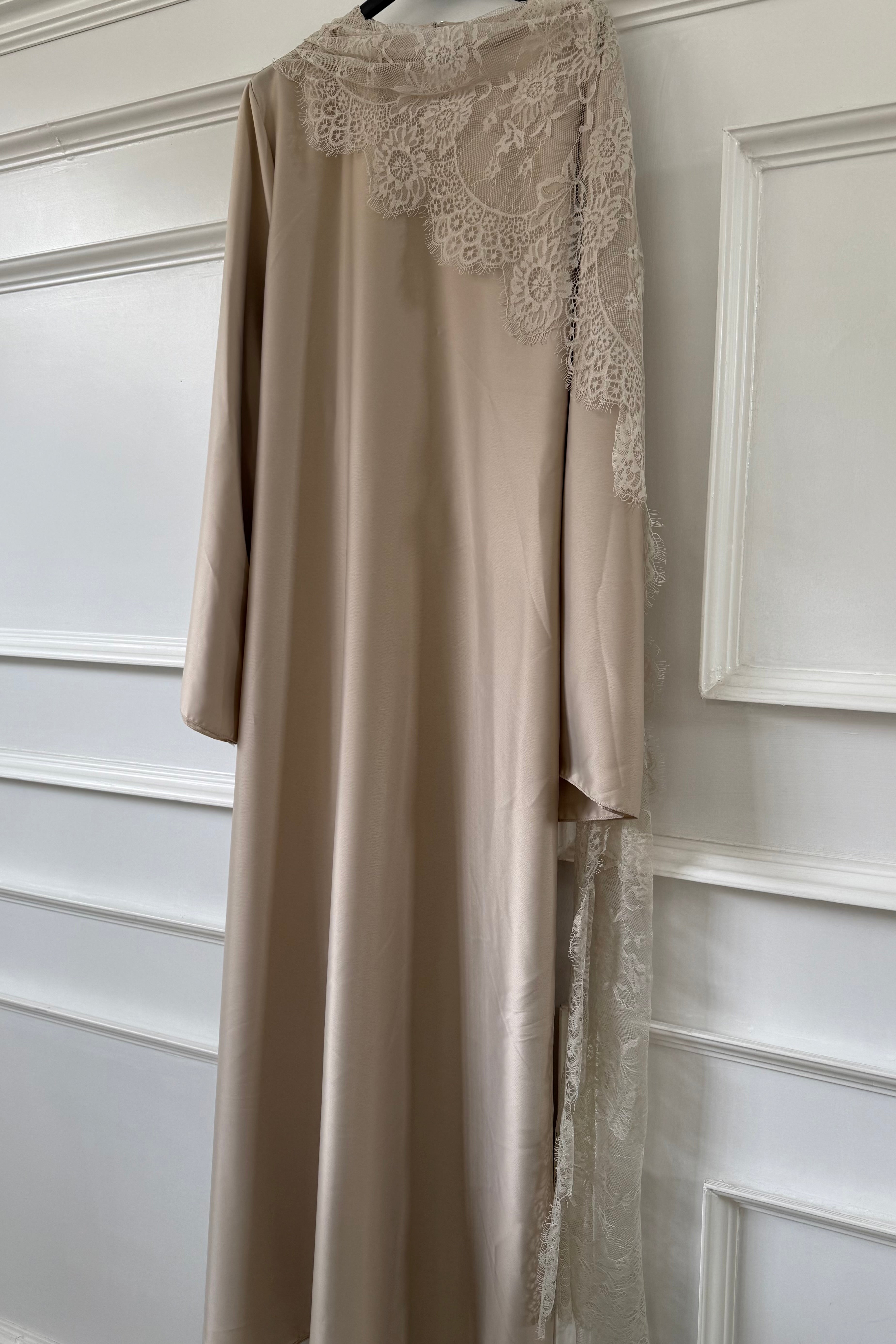 Hava Spitzen Abaya