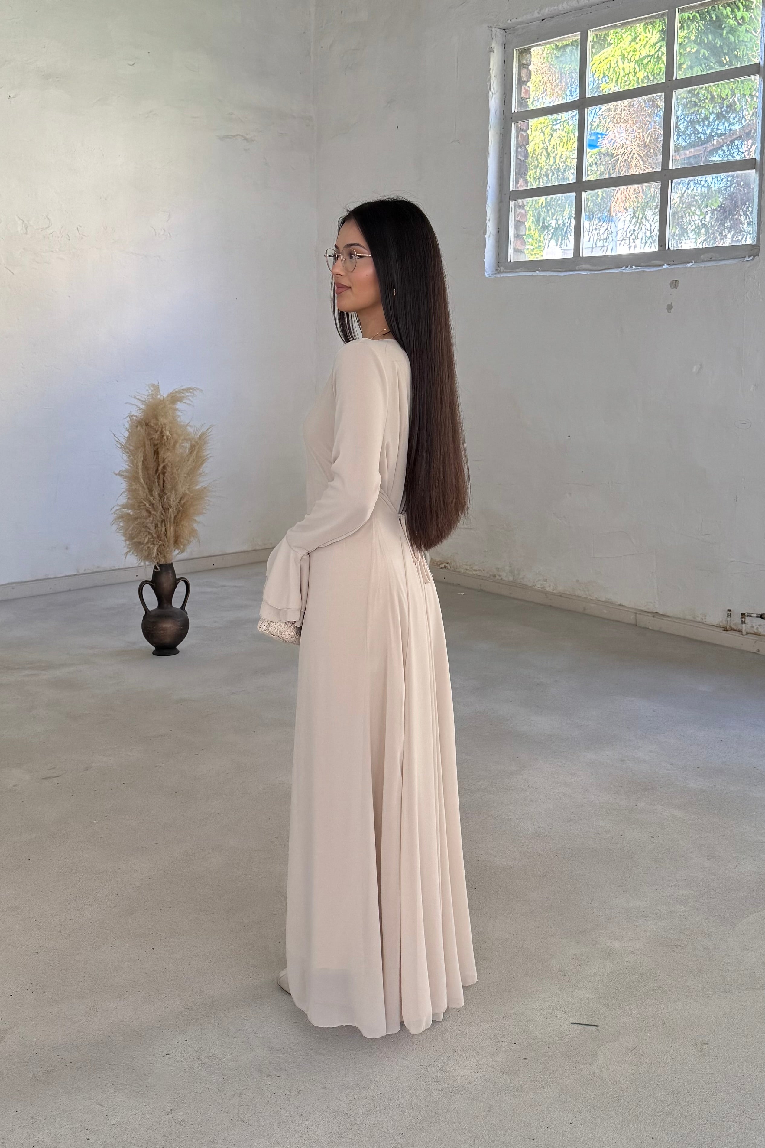 Farah Kleid mit Ärmel Details