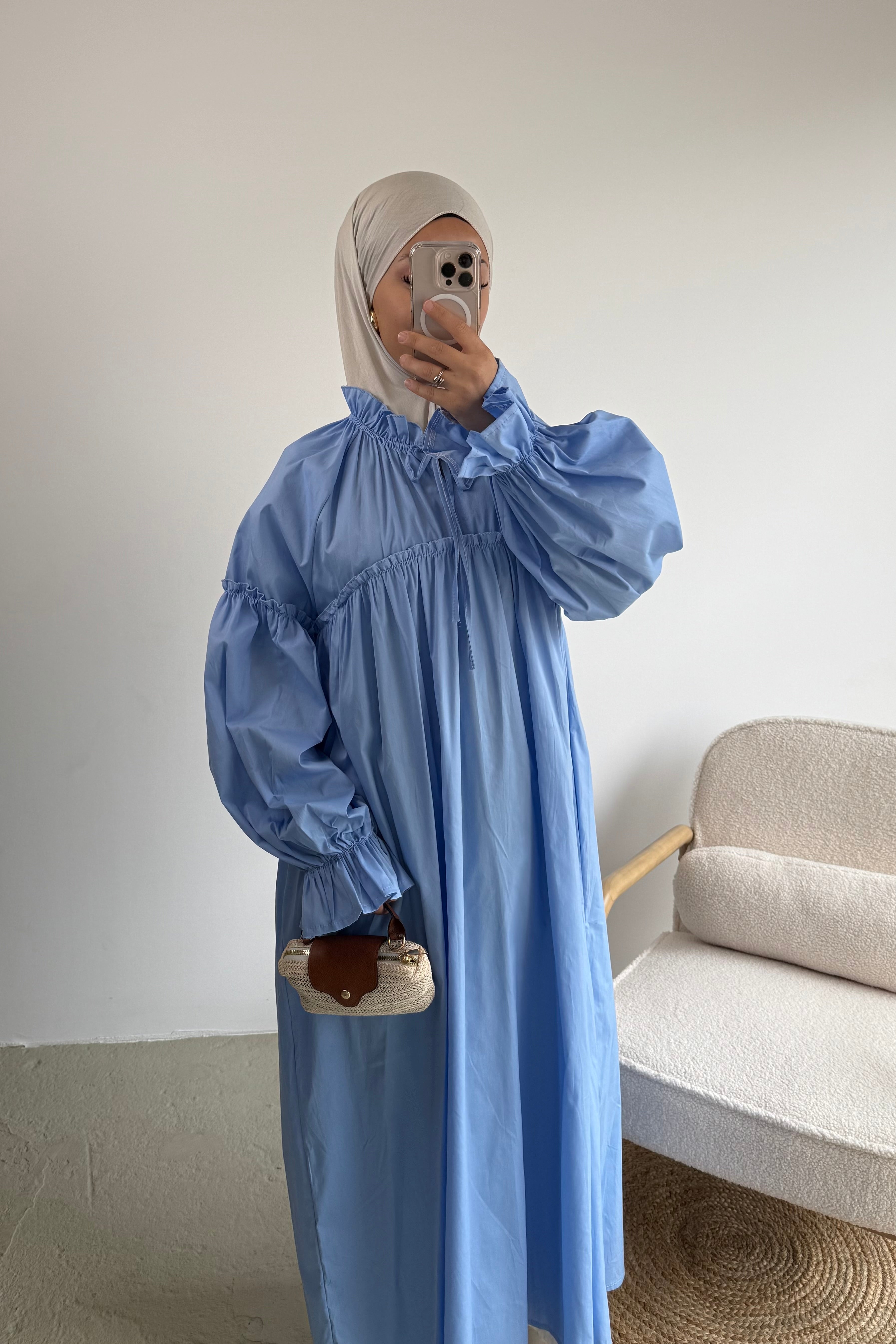 Hira Kleid