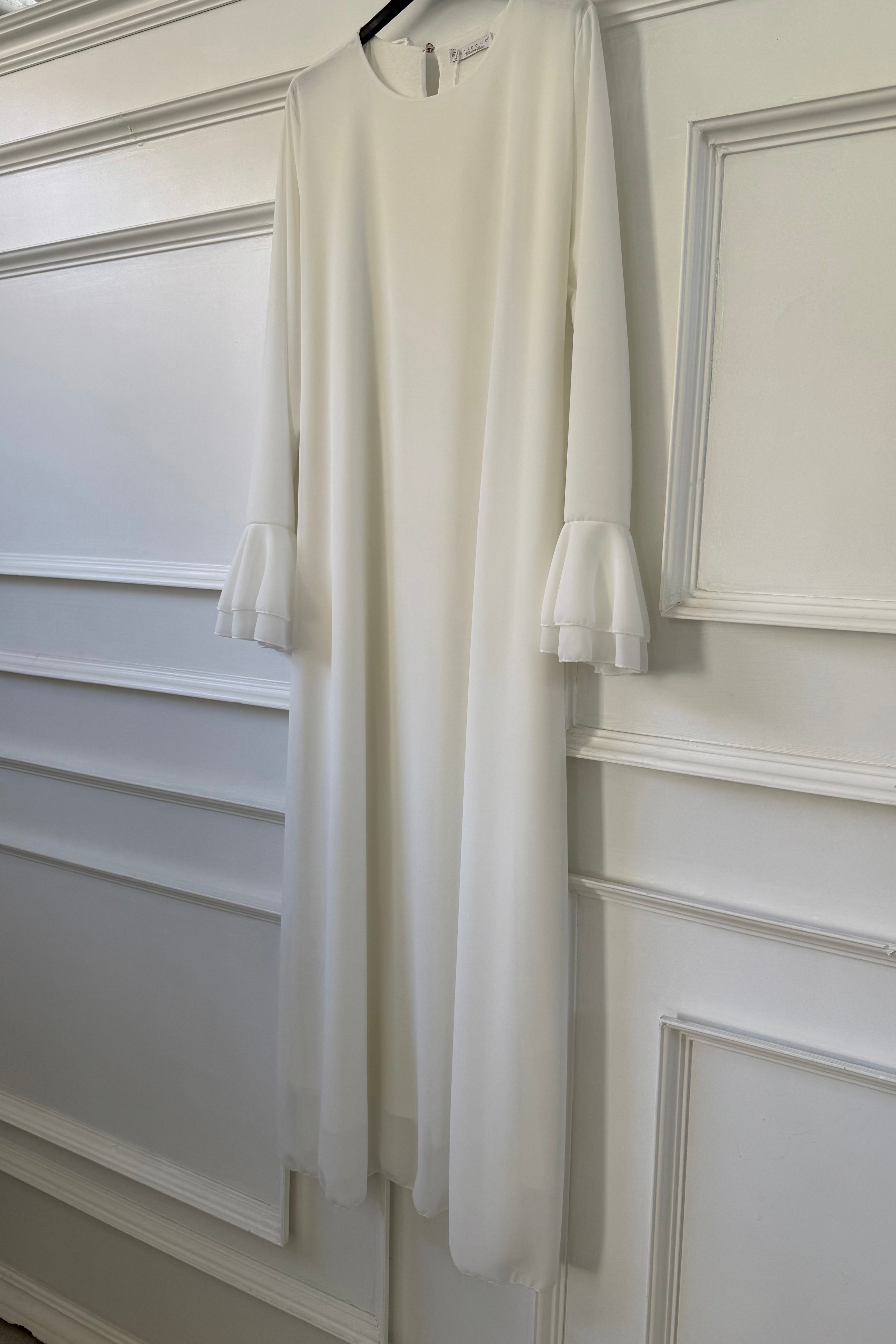 Farah Kleid mit Ärmel Details