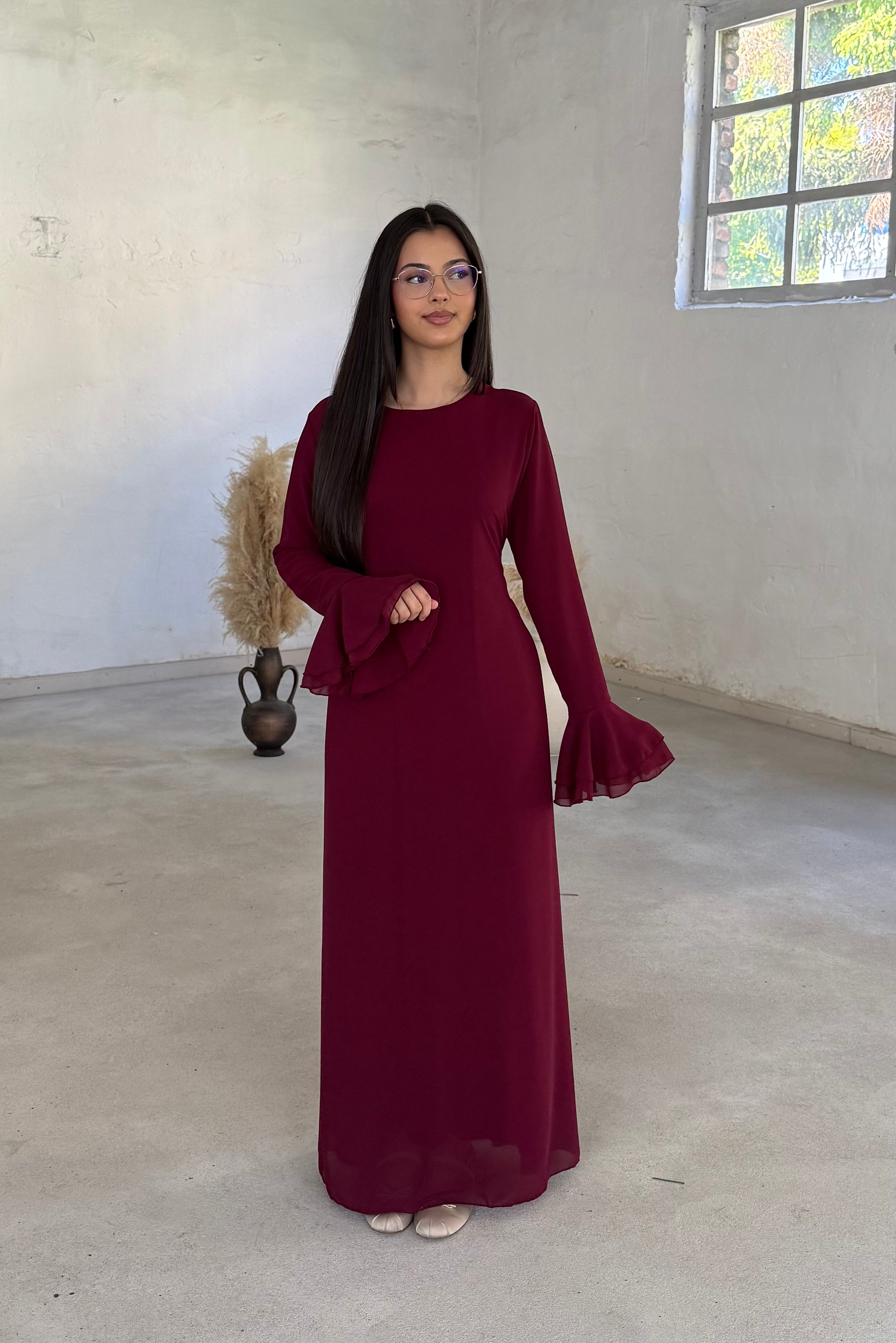 Farah Kleid mit Ärmel Details
