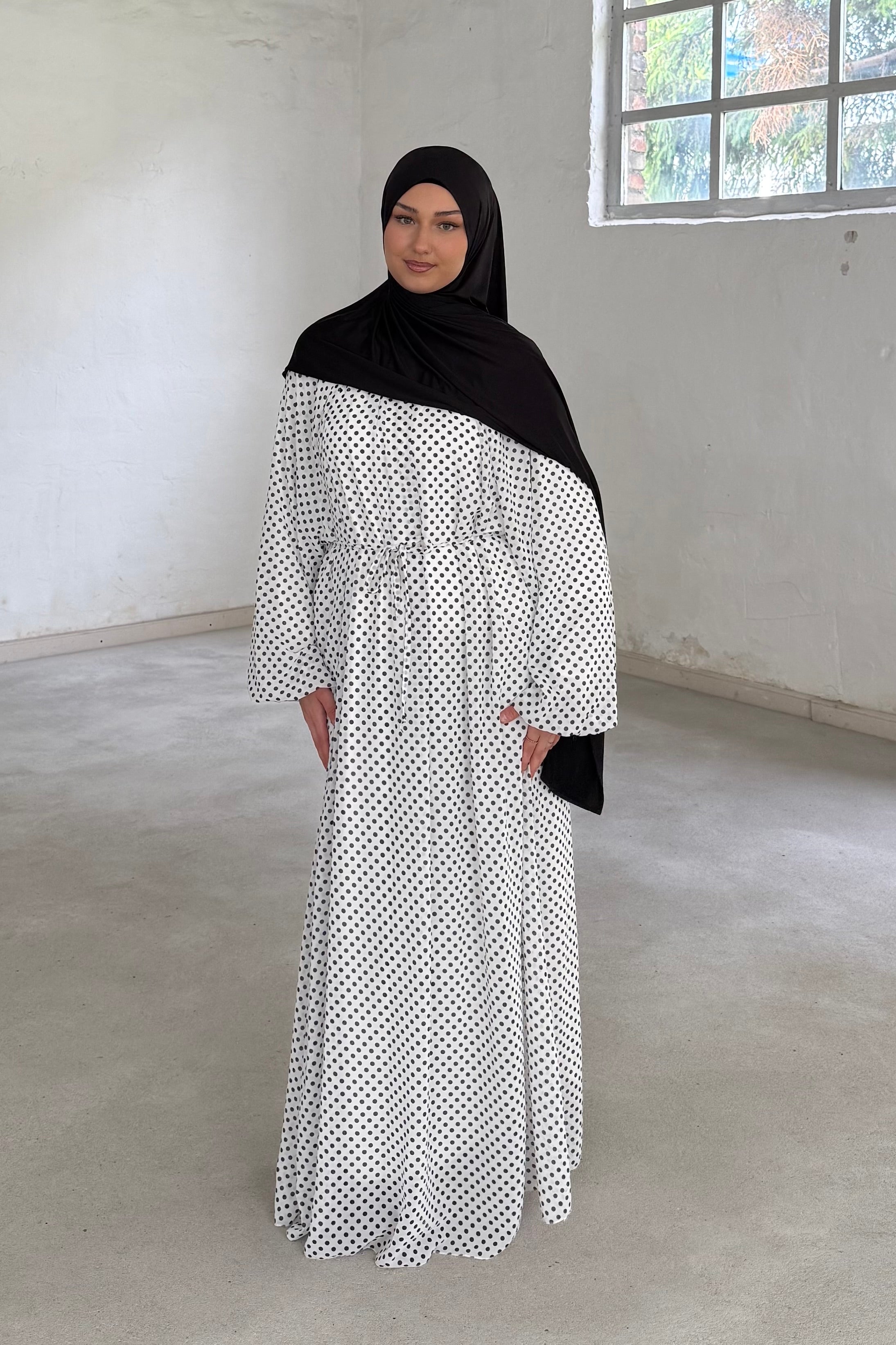 Gözde Kleid