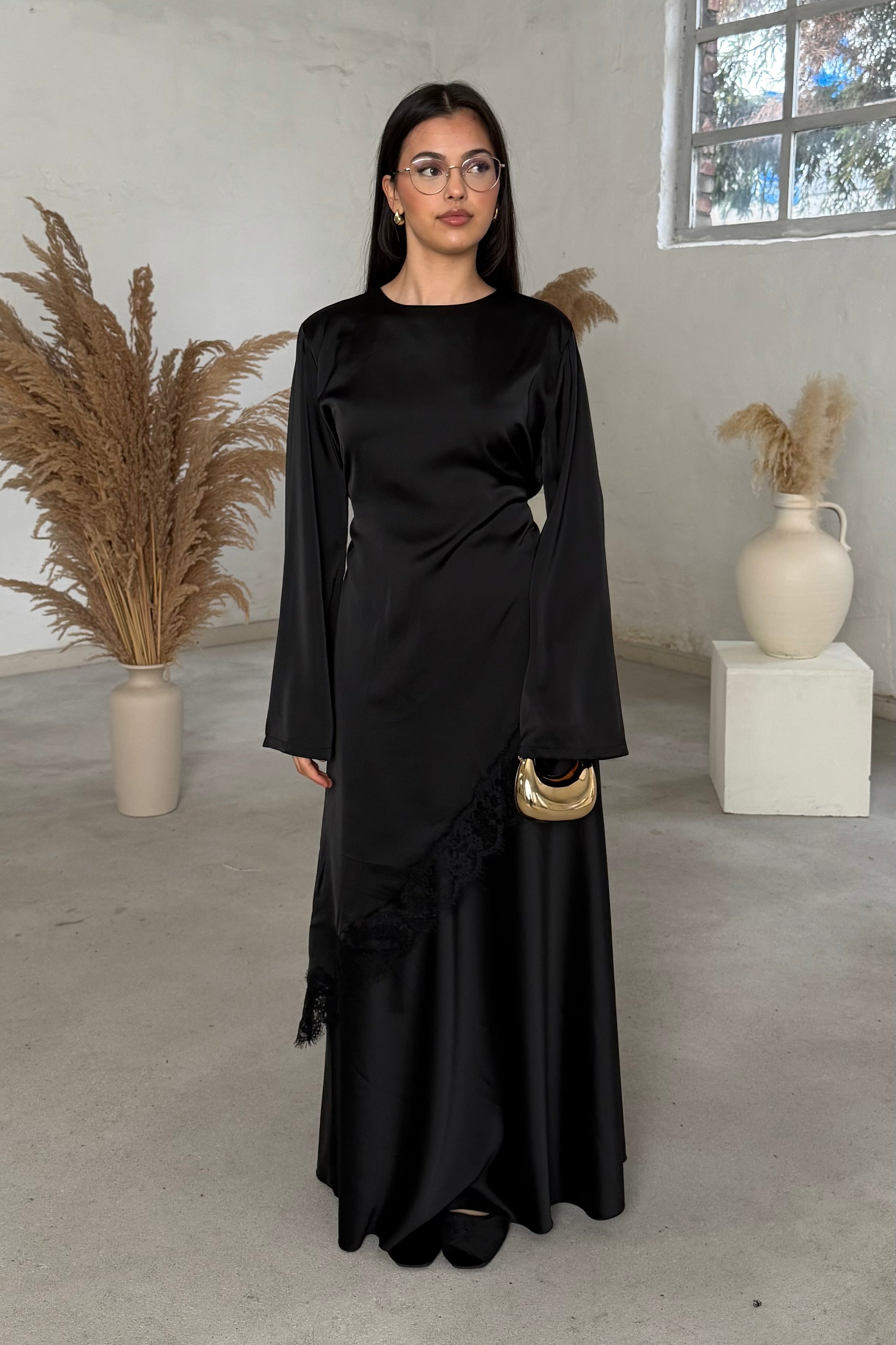 Mona Spitzen-Oberteil in lang