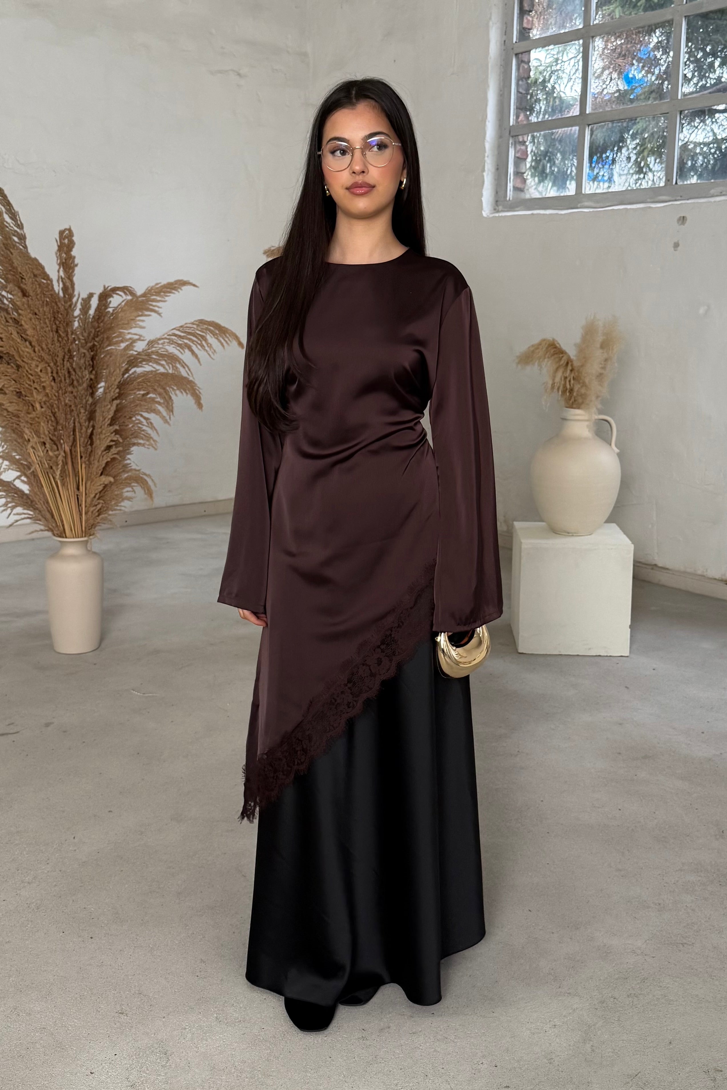 Mona Spitzen-Oberteil in lang