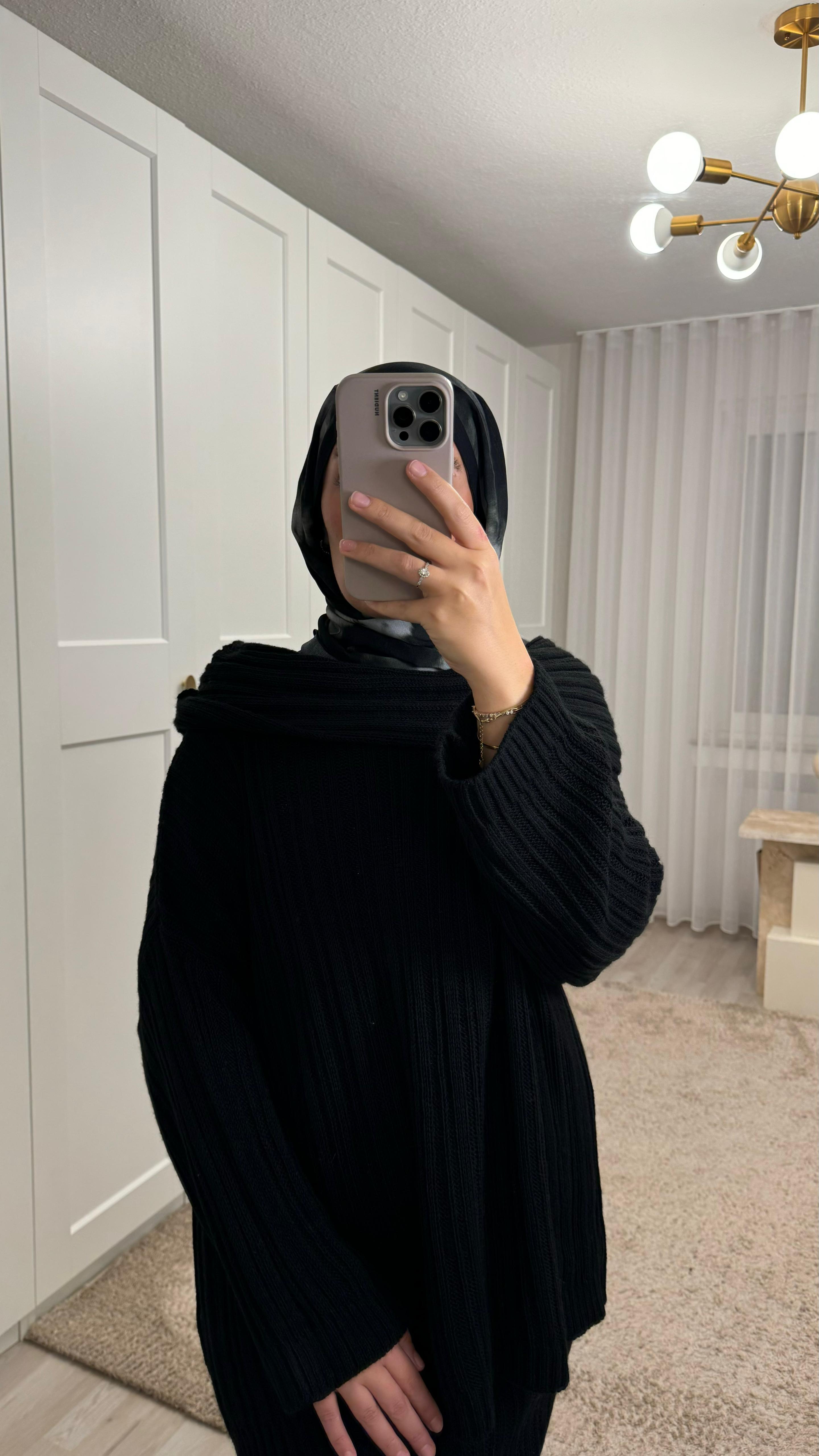 Meryem 2-Teiler in Schwarz