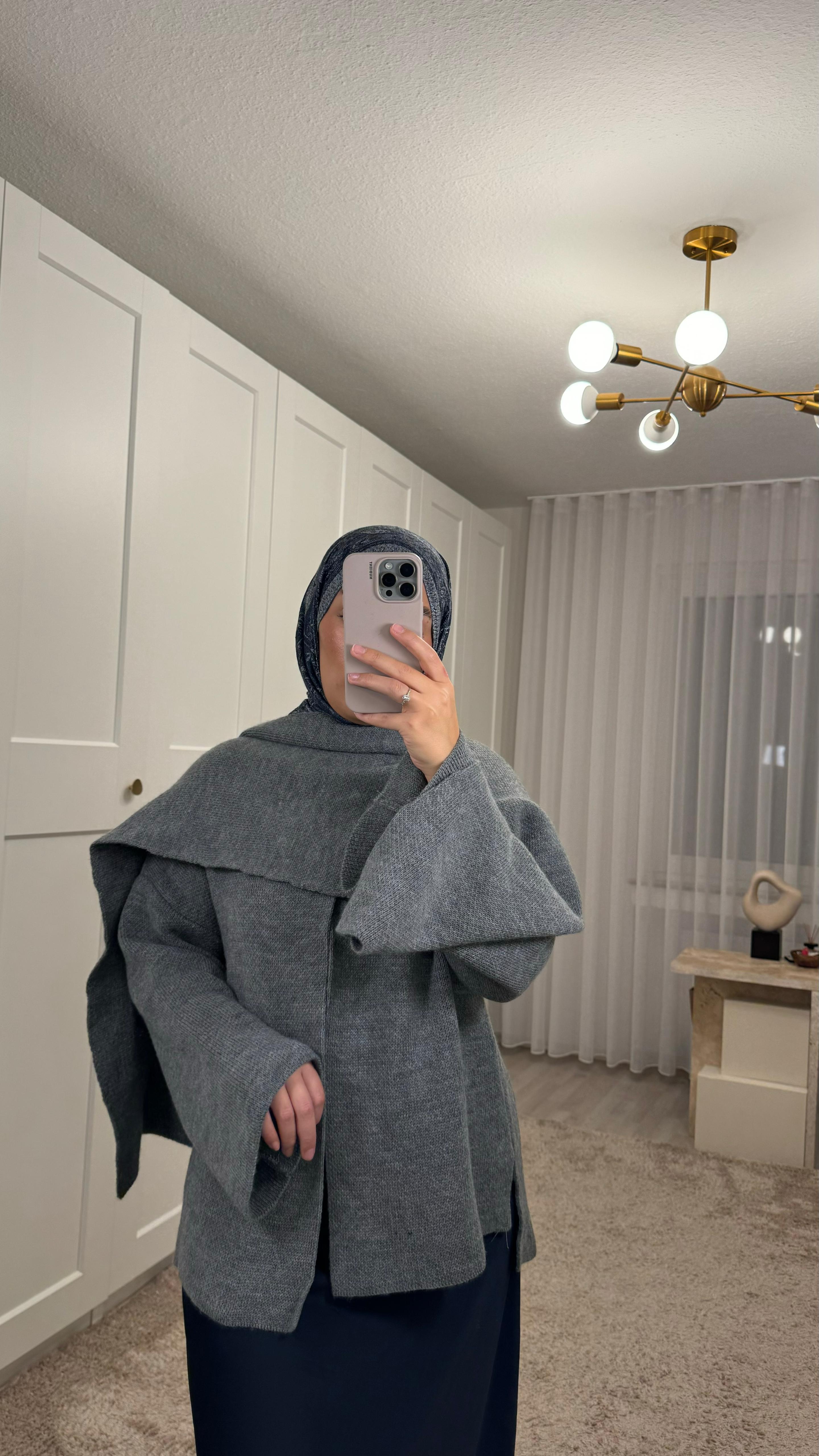 Cleo Strick Cape mit Schal