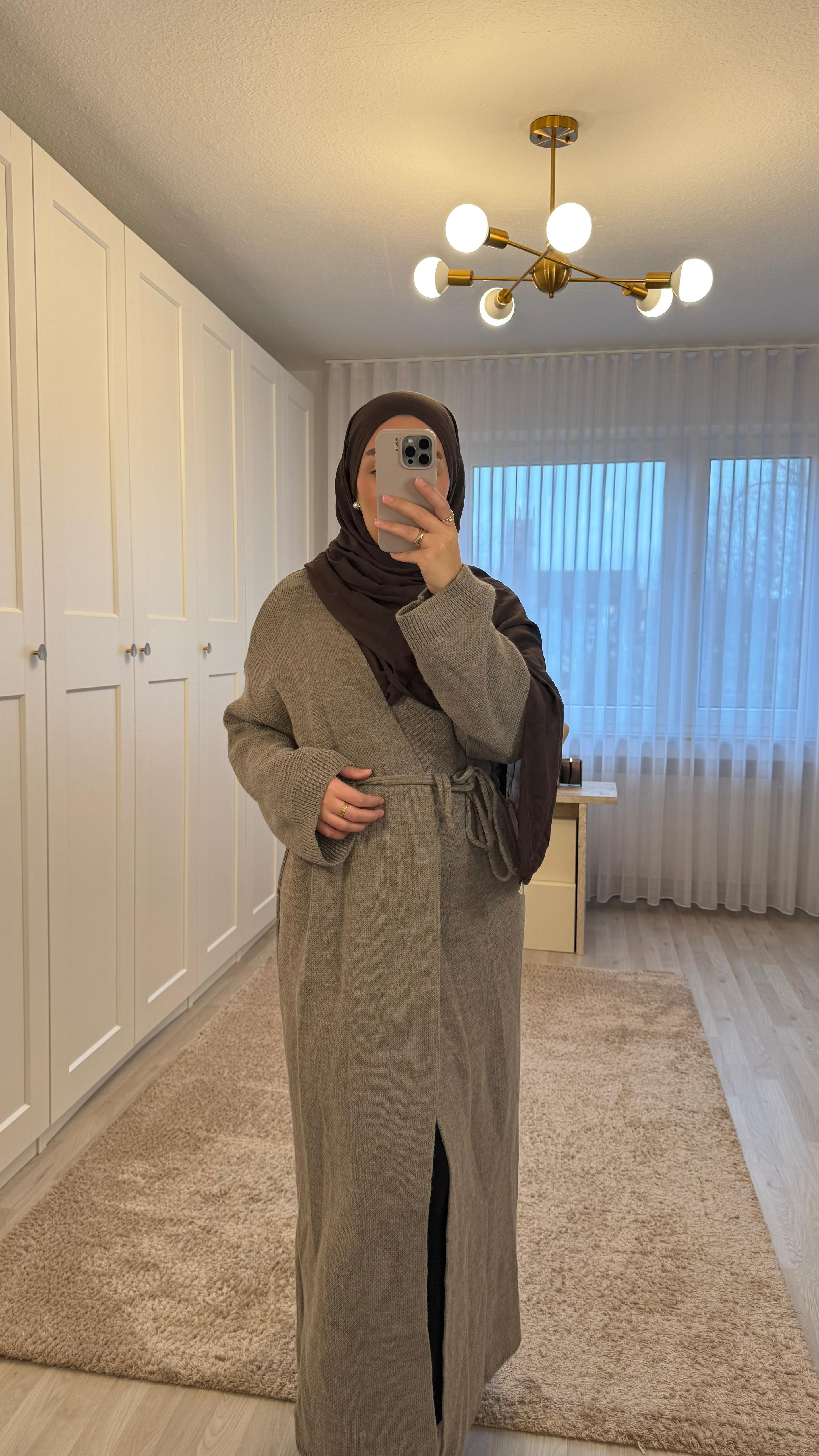 Vivi Strickkleid in Taupe