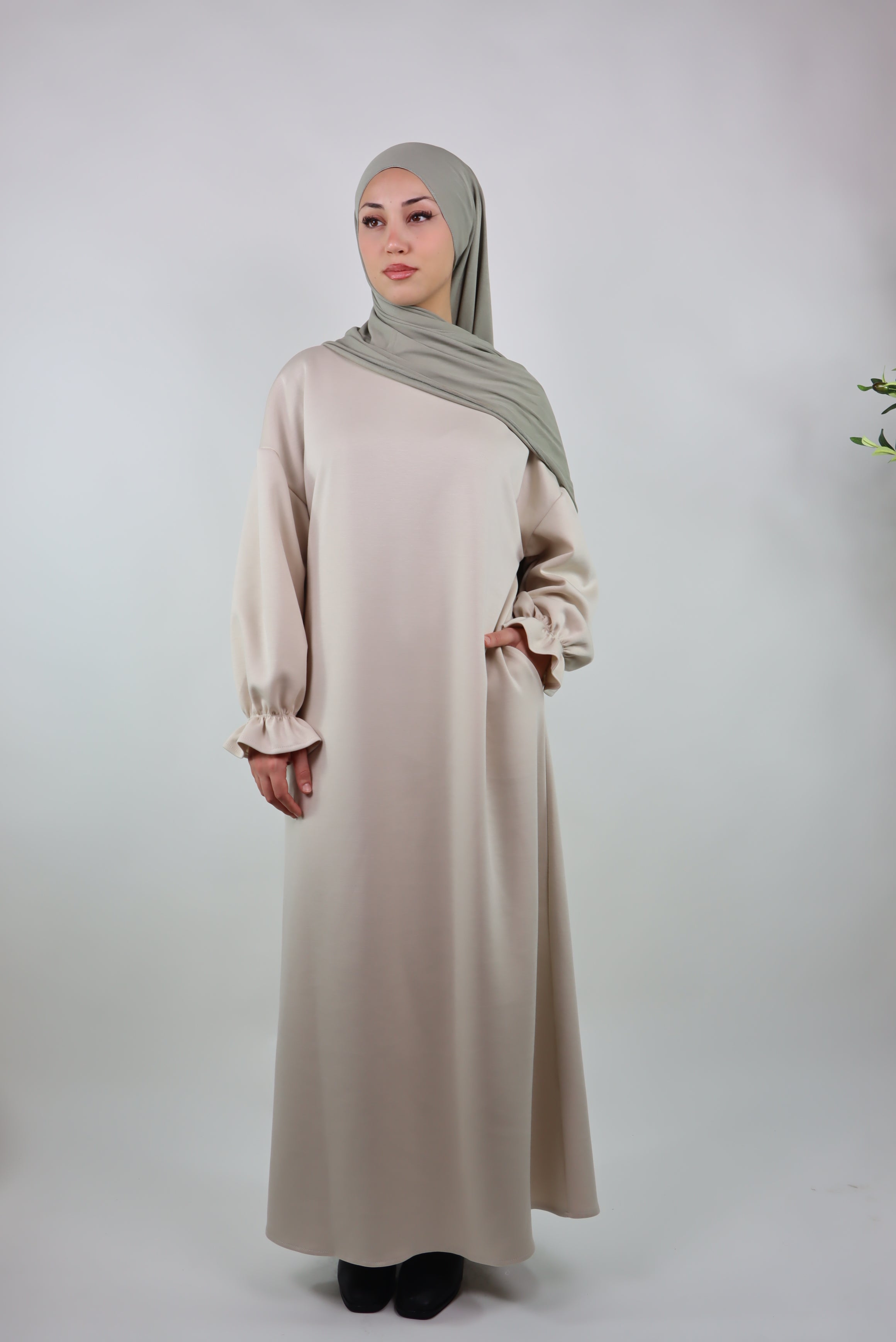 Sama Kleid in Beige