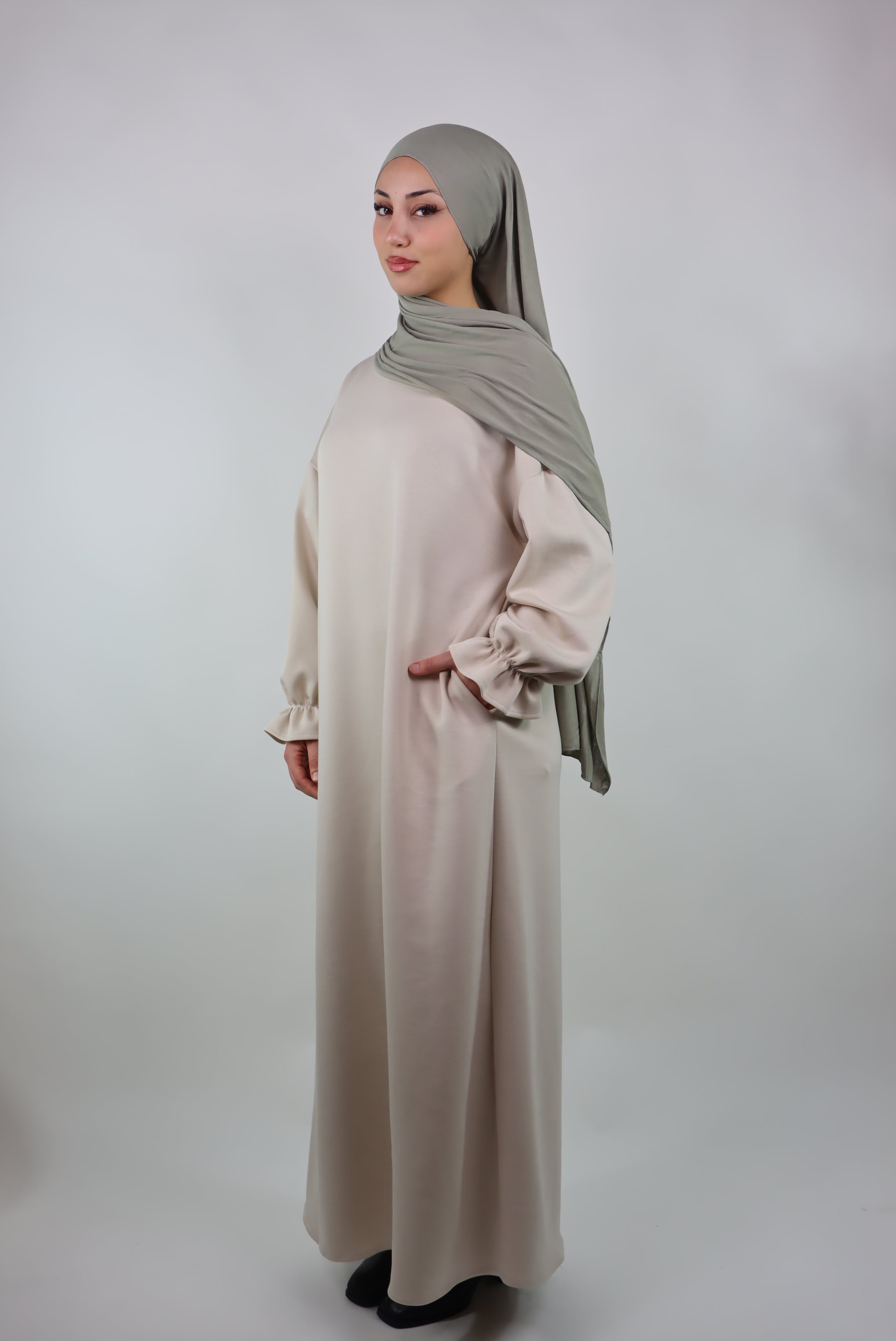 Sama Kleid in Beige