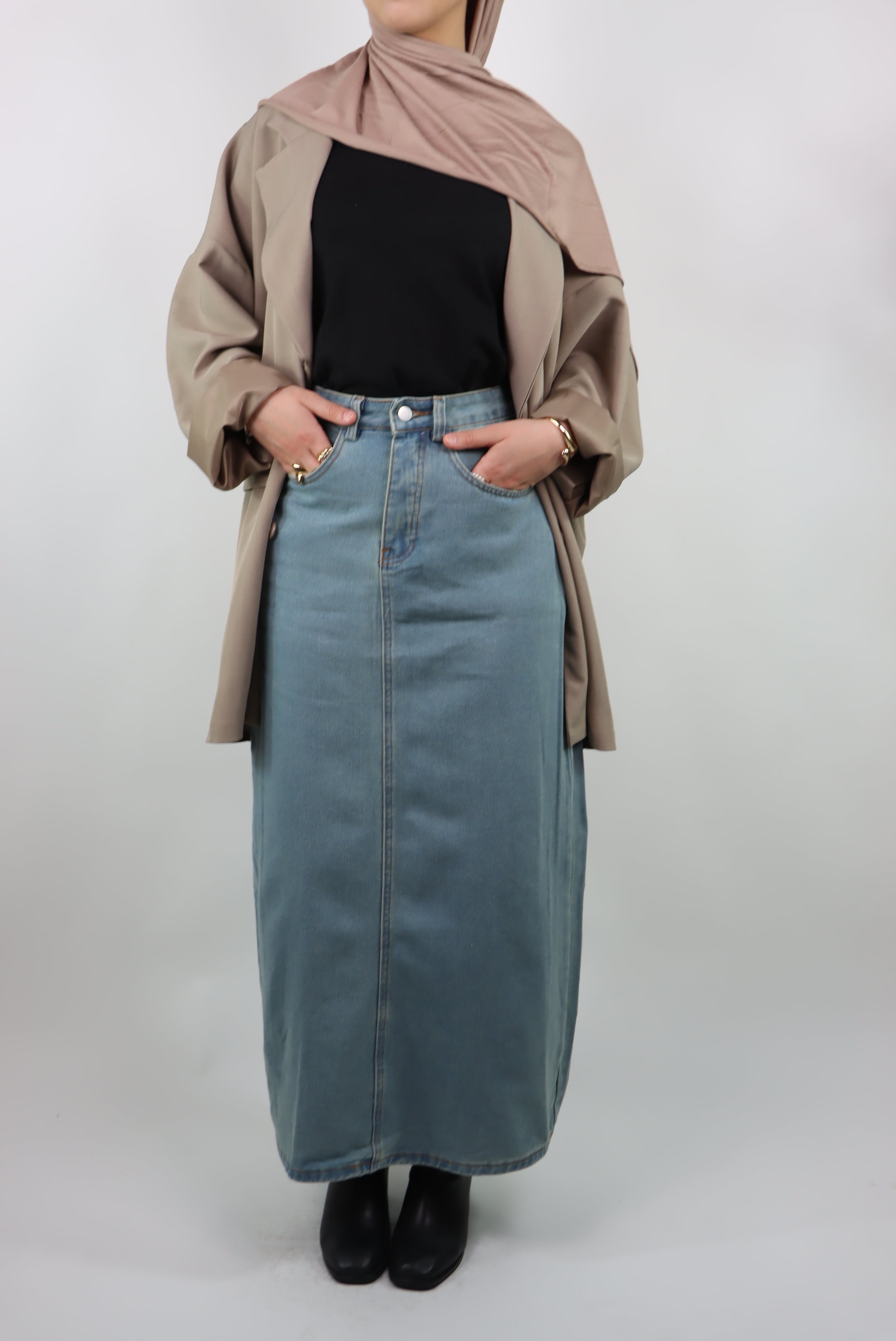 Maxi denim skirt