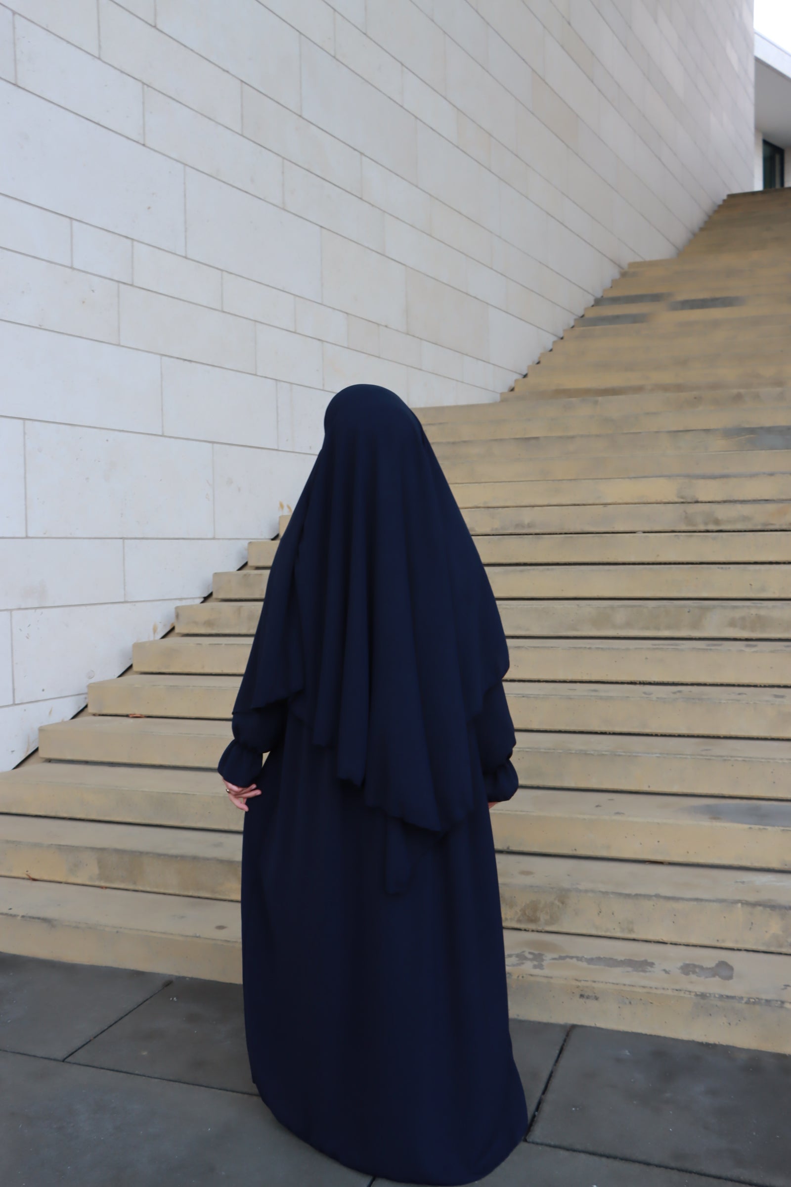 Safiya Abaya Set mit Khimar Royalblau