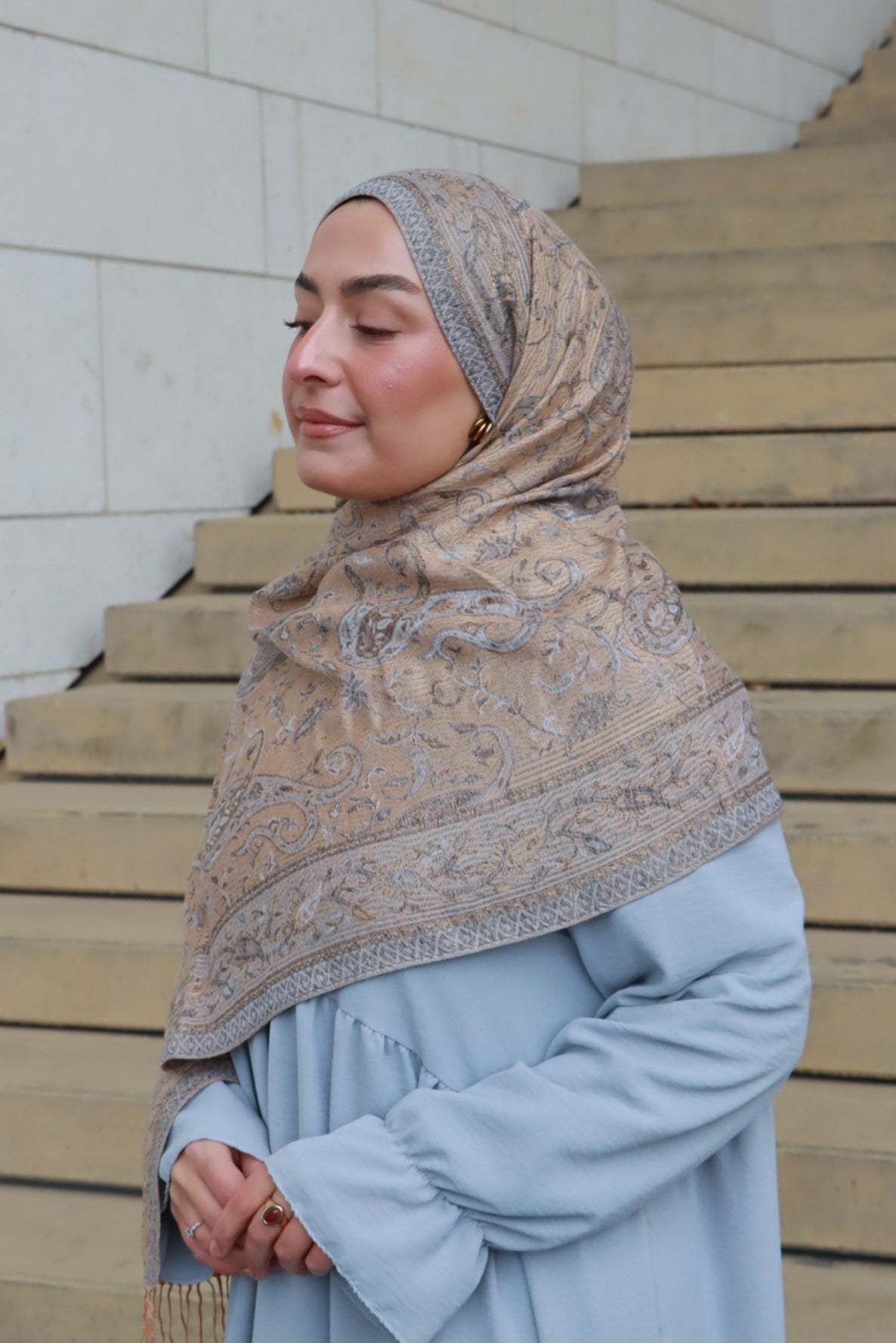 Pashmina in Sand