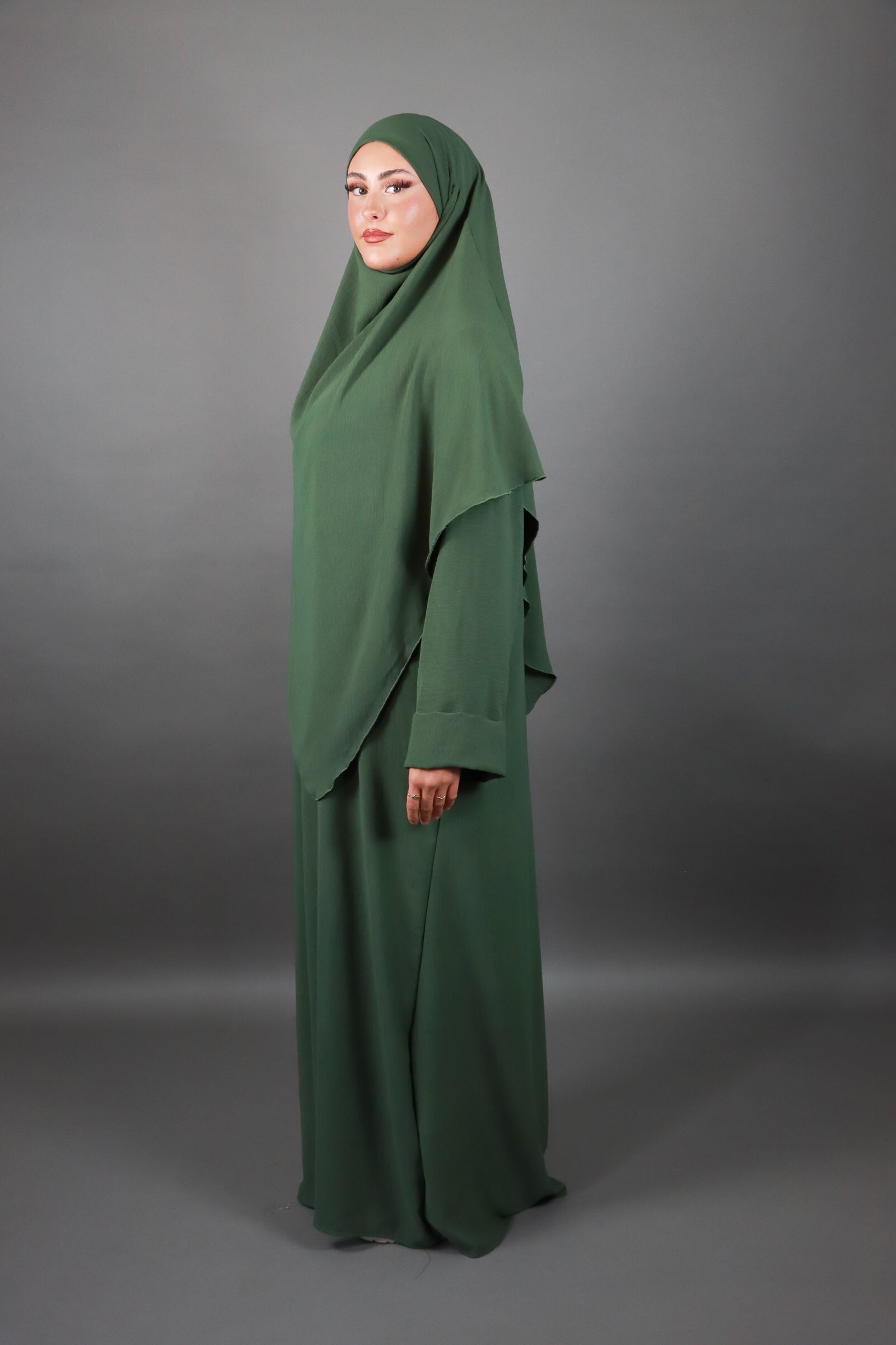 Nour Abaya Set mit Khimar