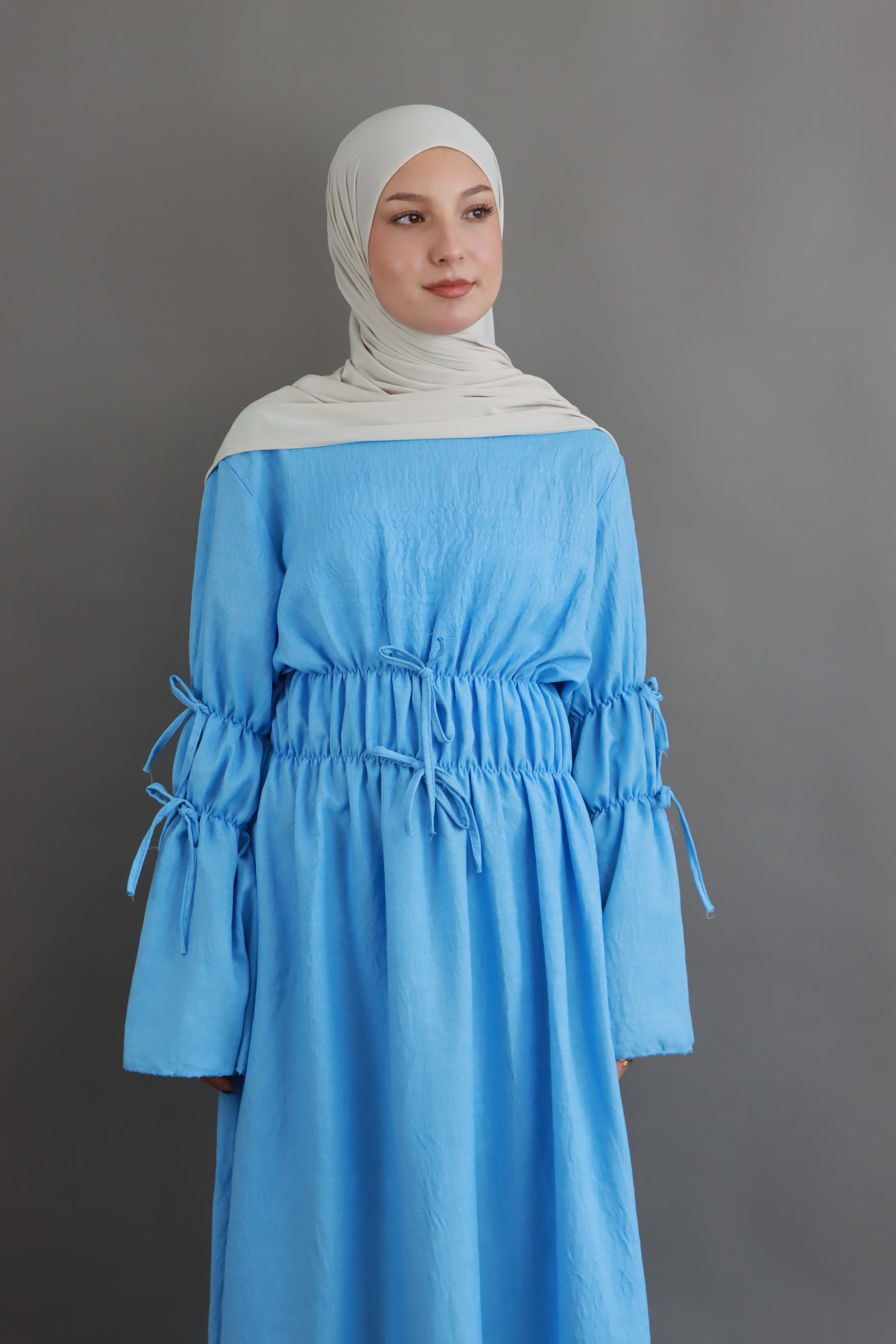 "Ayza" Kleid in Babyblau