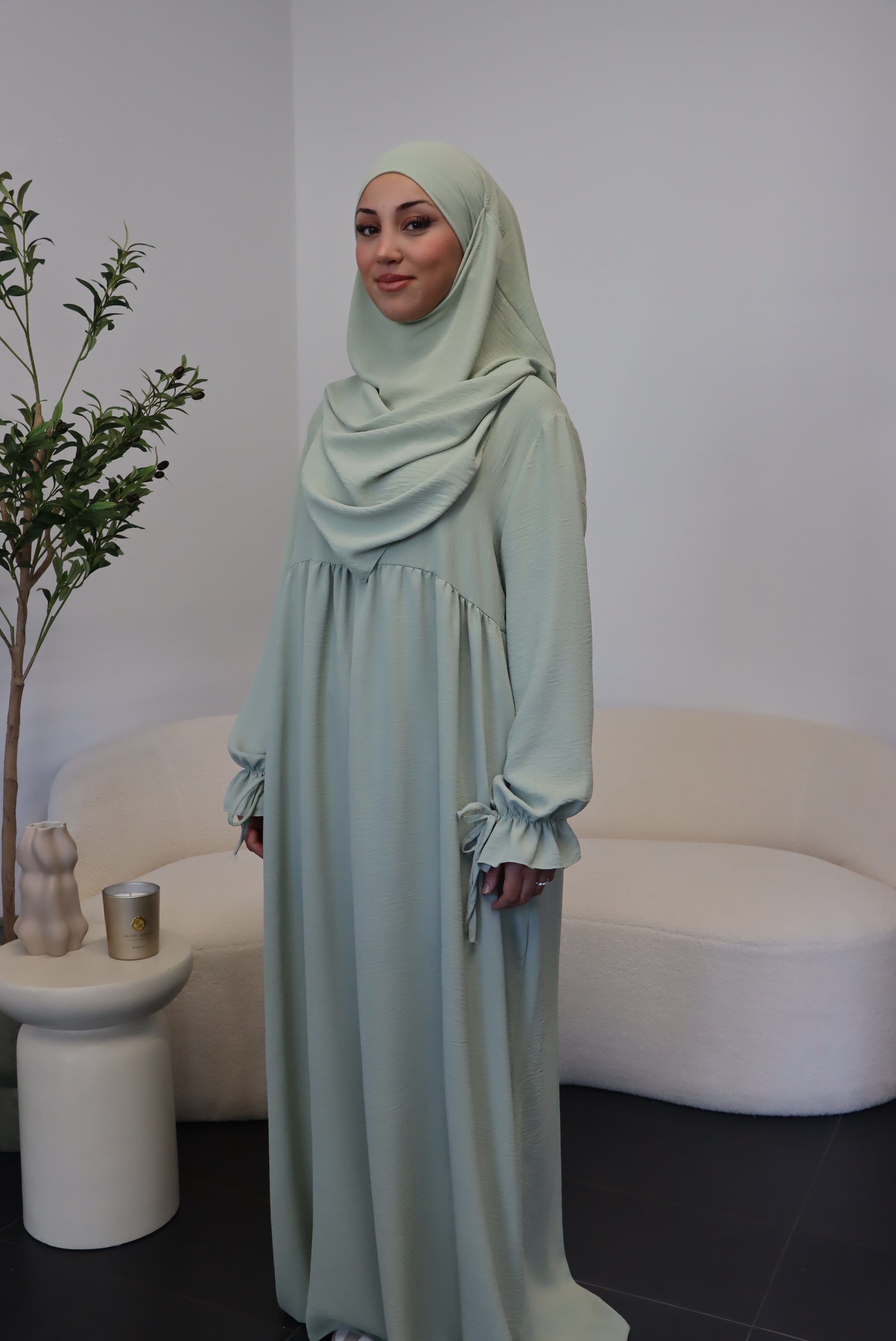 Zahra Abaya Set in Mint