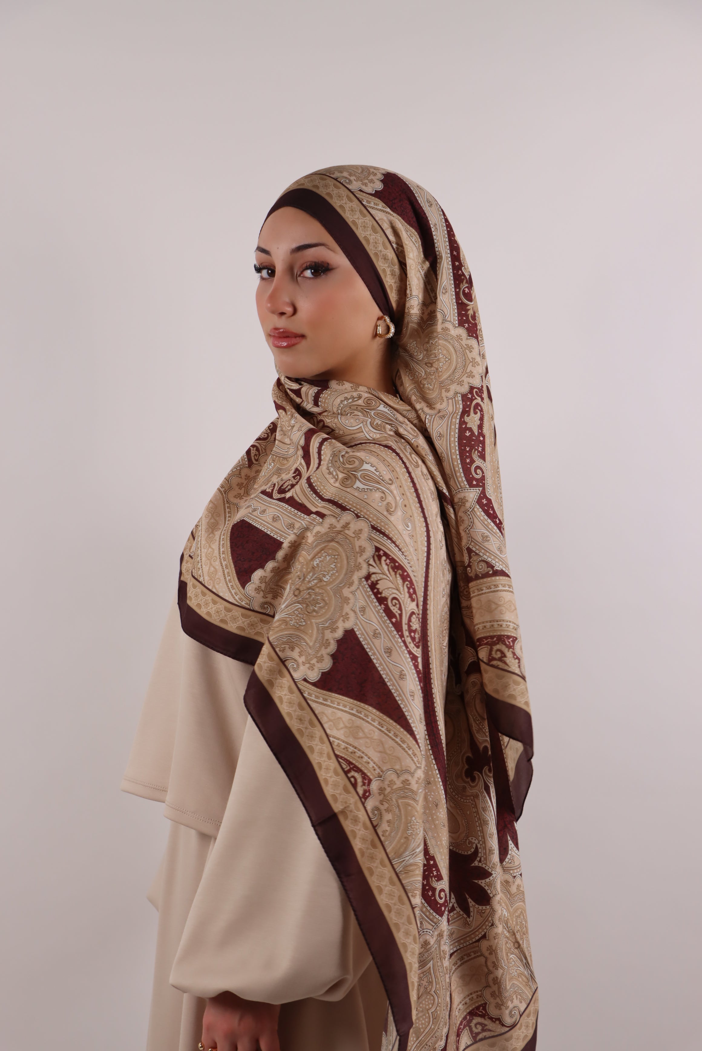 Soft Bohéme Hijab in Brown