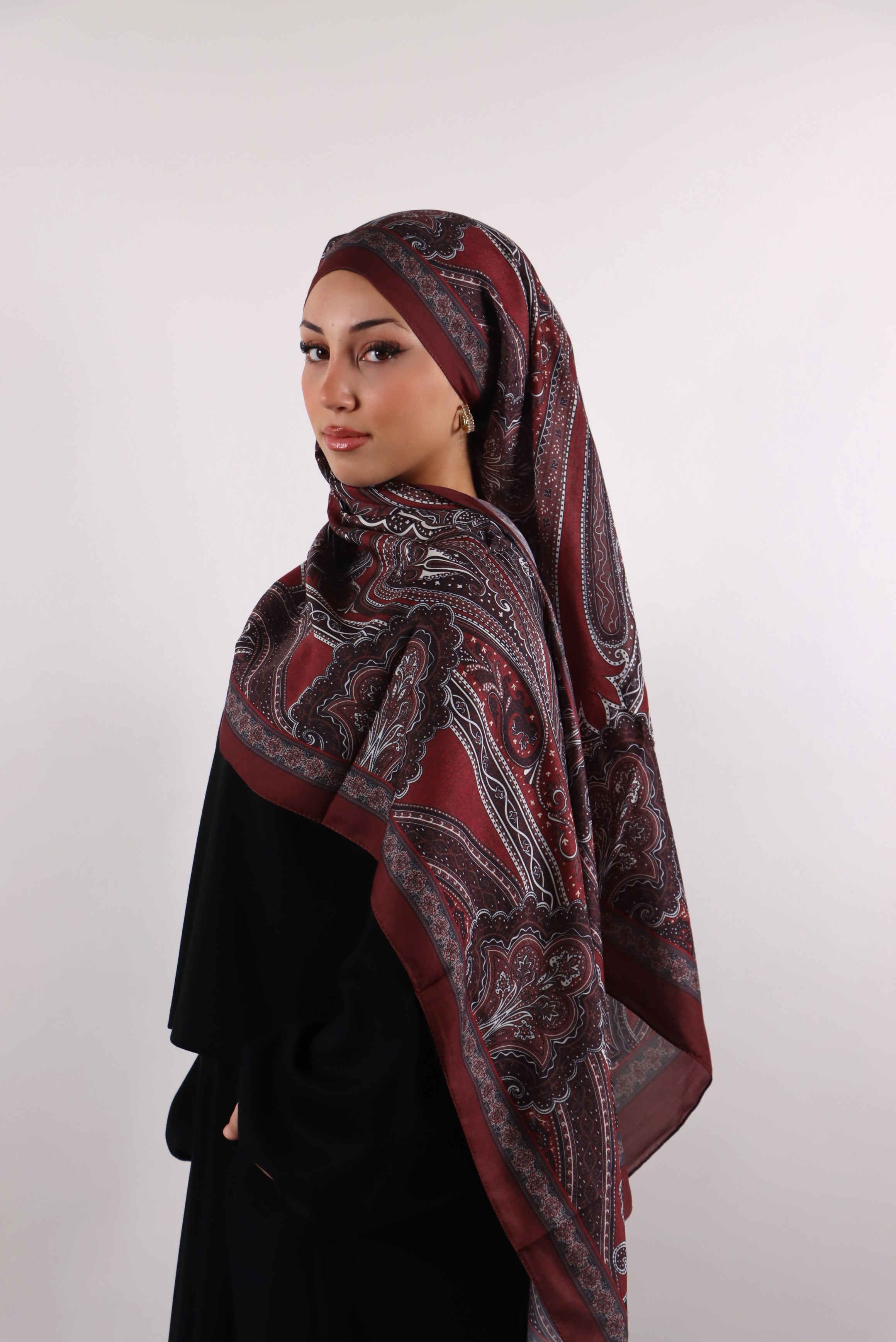 Soft Bohéme Hijab in Bordeaux
