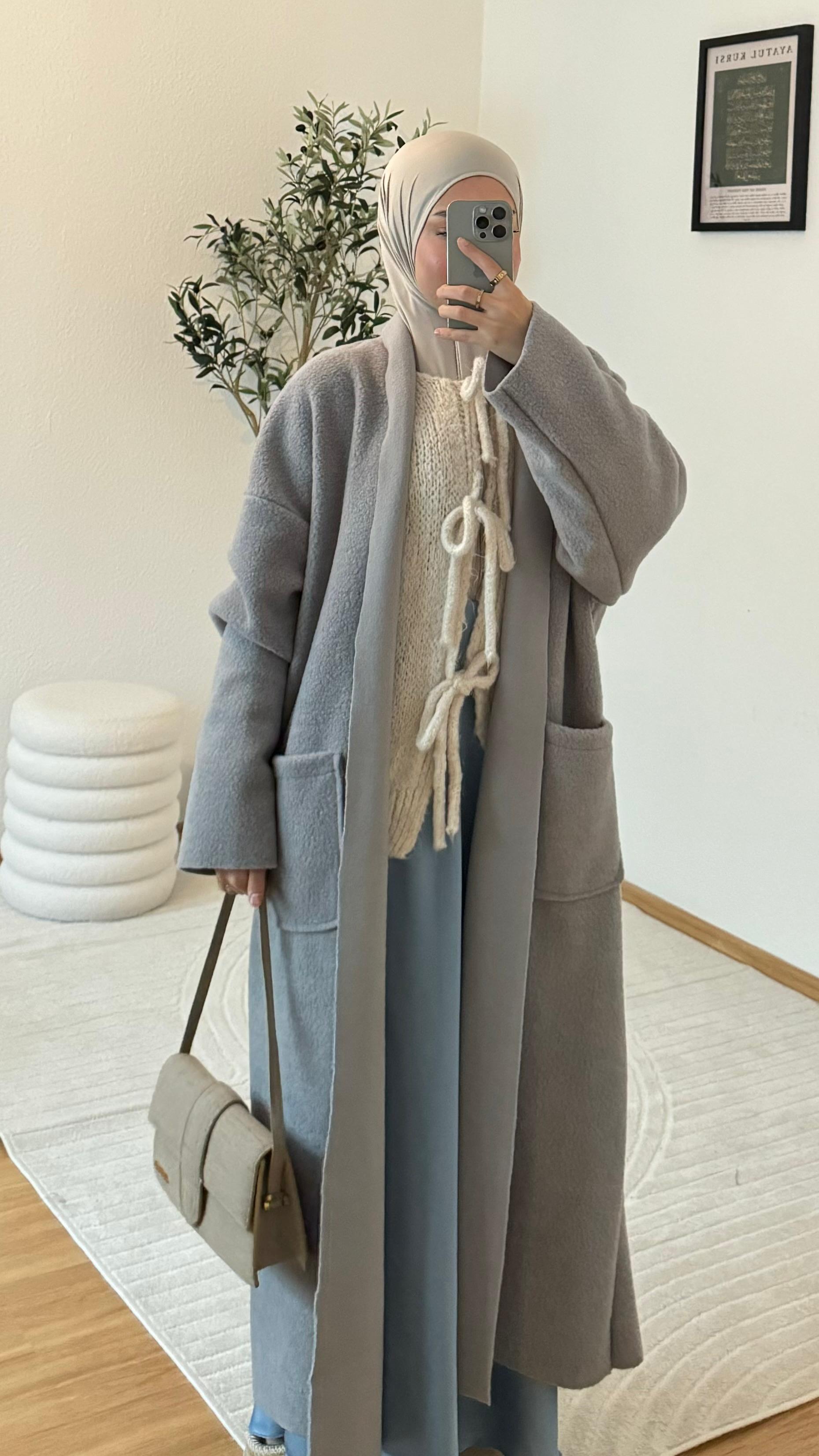 Ella Teddy Oversized Mantel