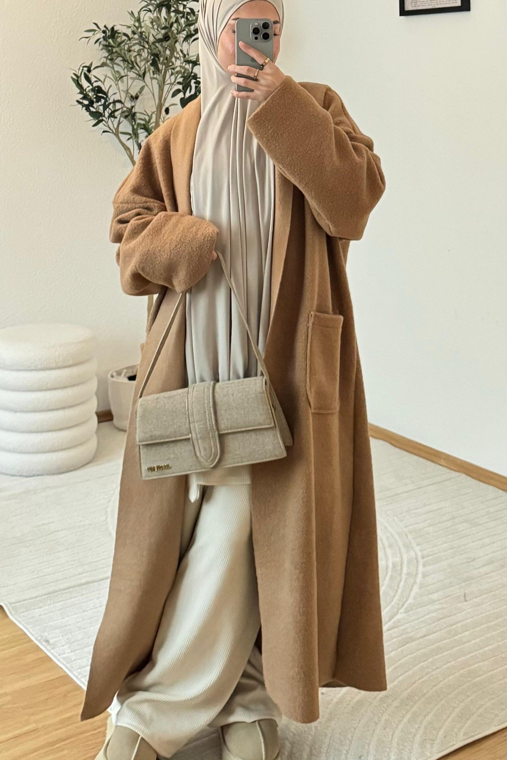 Ella Teddy Oversized Mantel