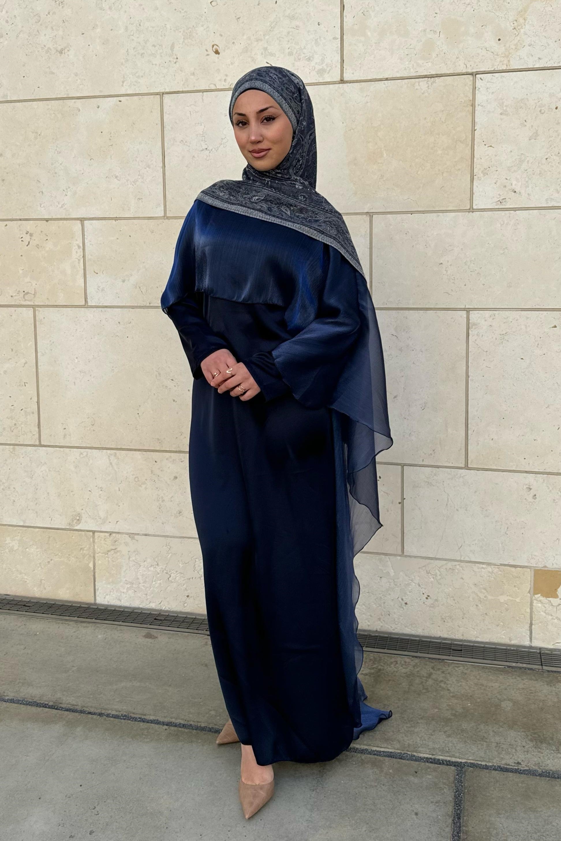 Efna Abaya