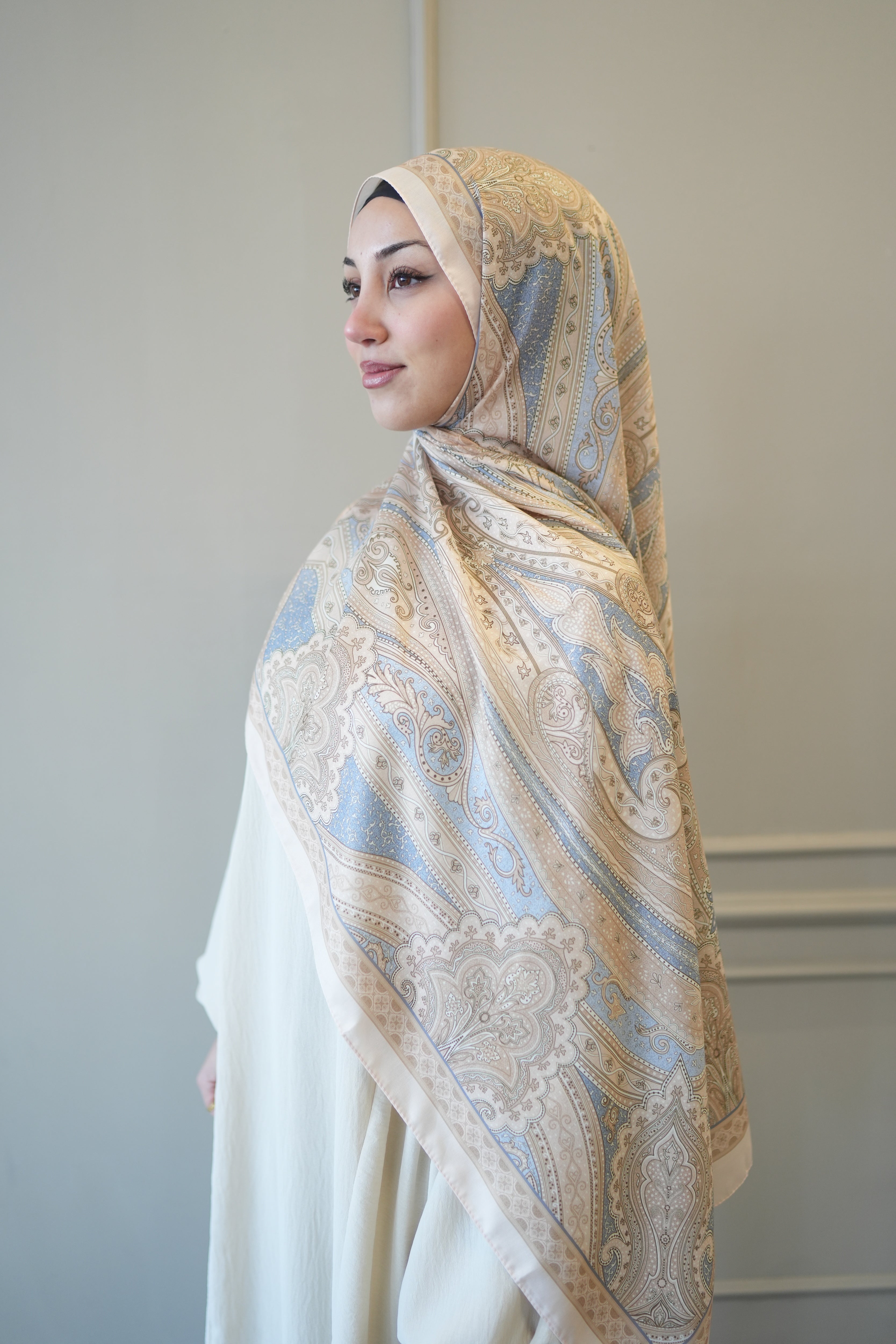 Soft Bohéme Hijab in Turquoise Wave