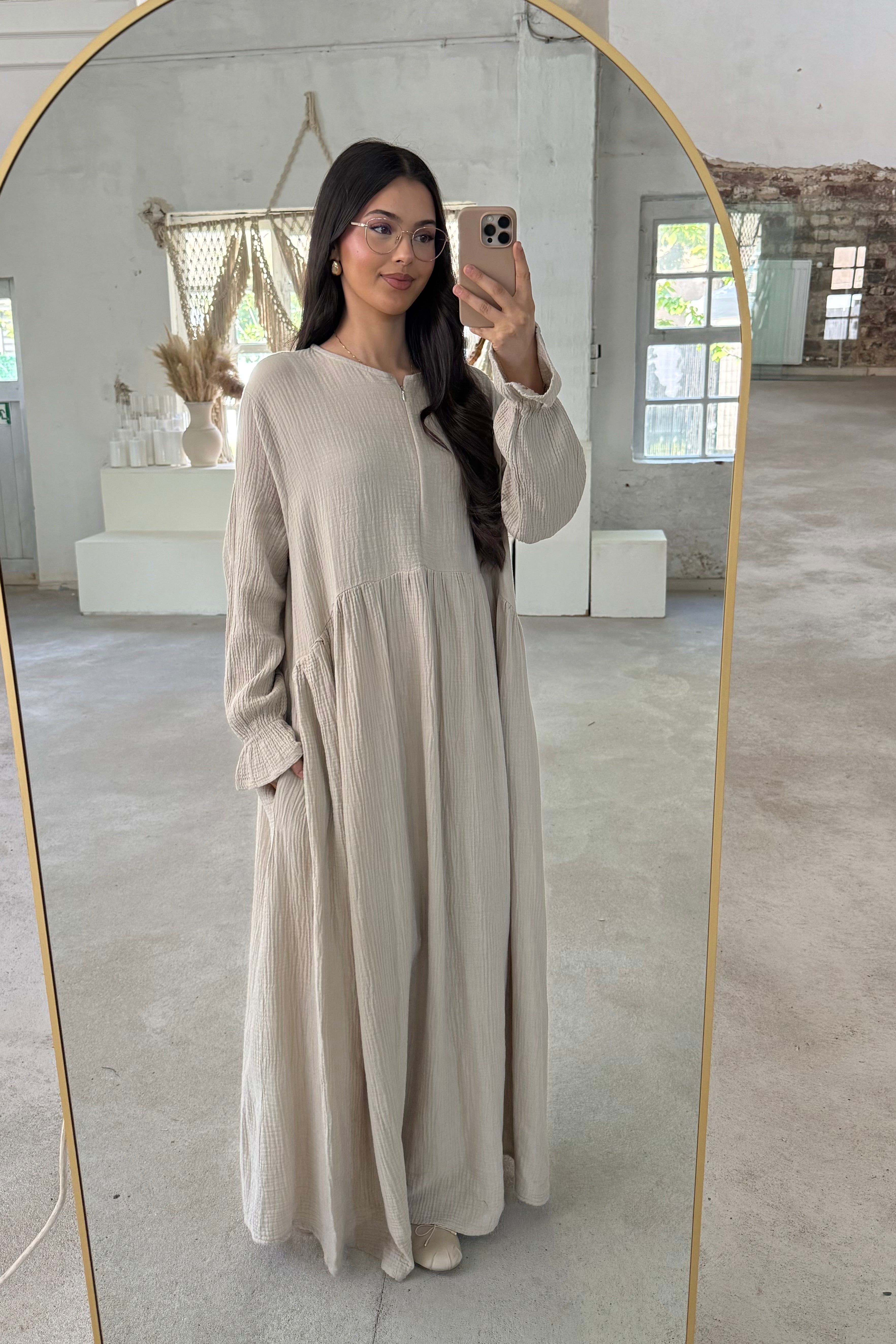 Asal Musselin Abaya