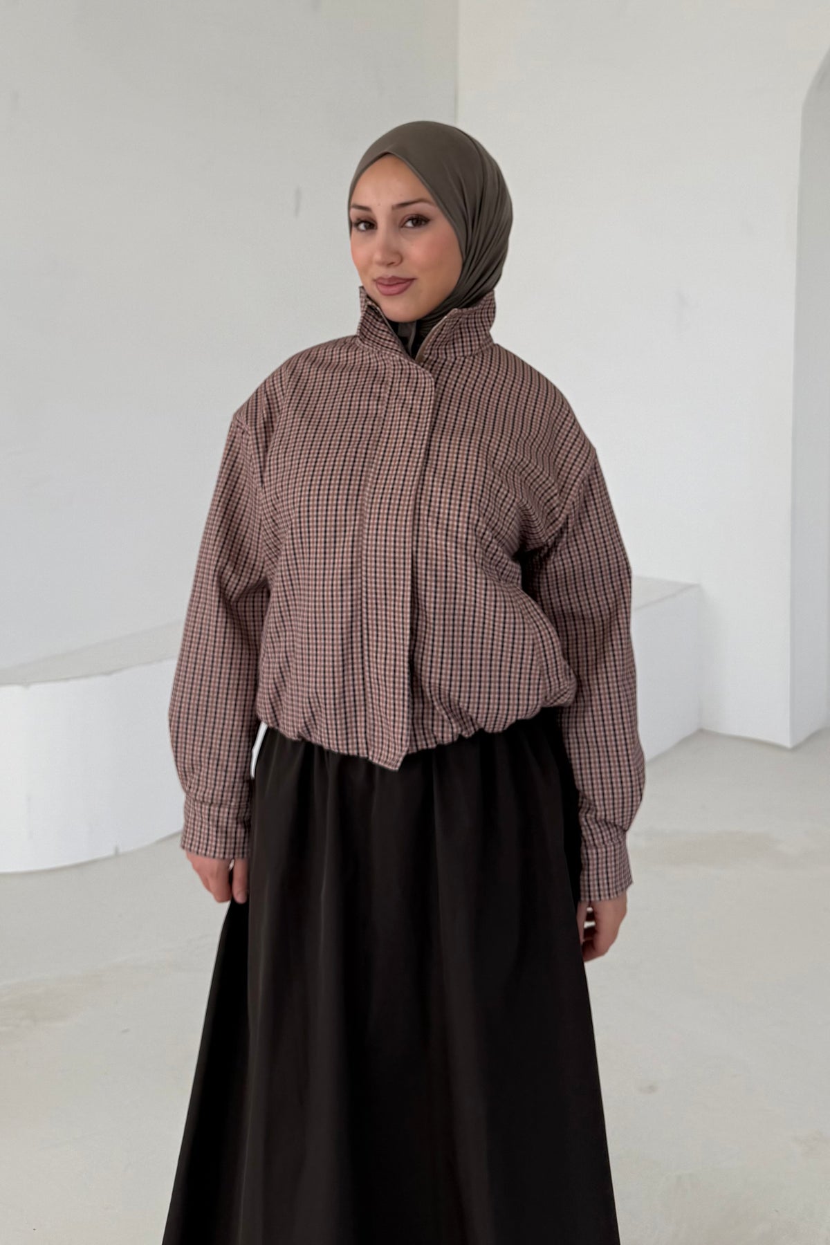 Elya Jacke