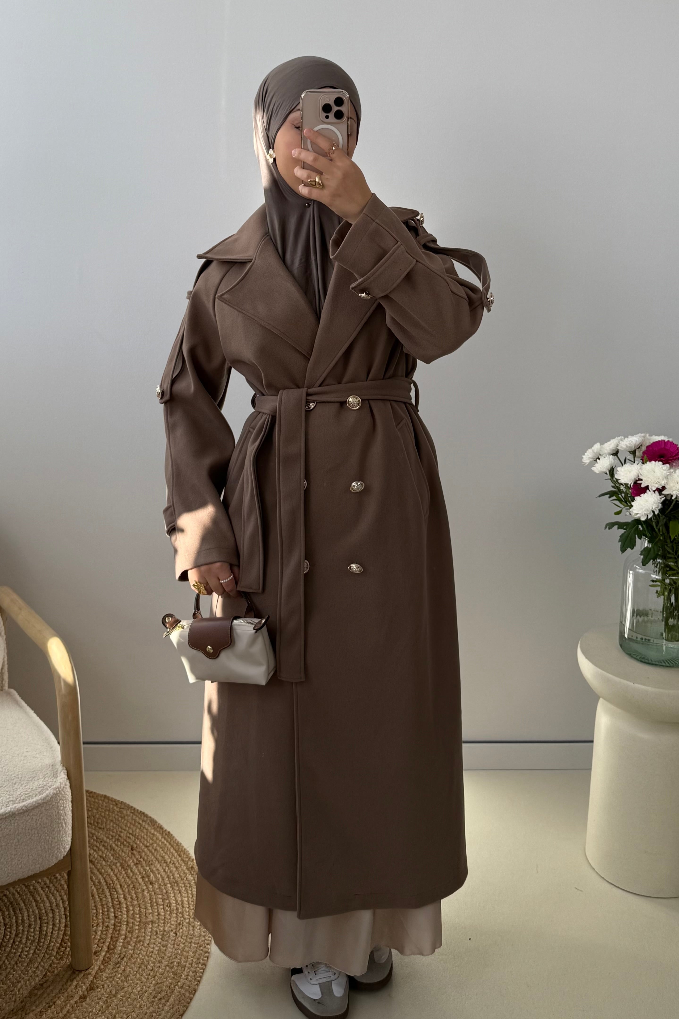 Aisha Mantel
