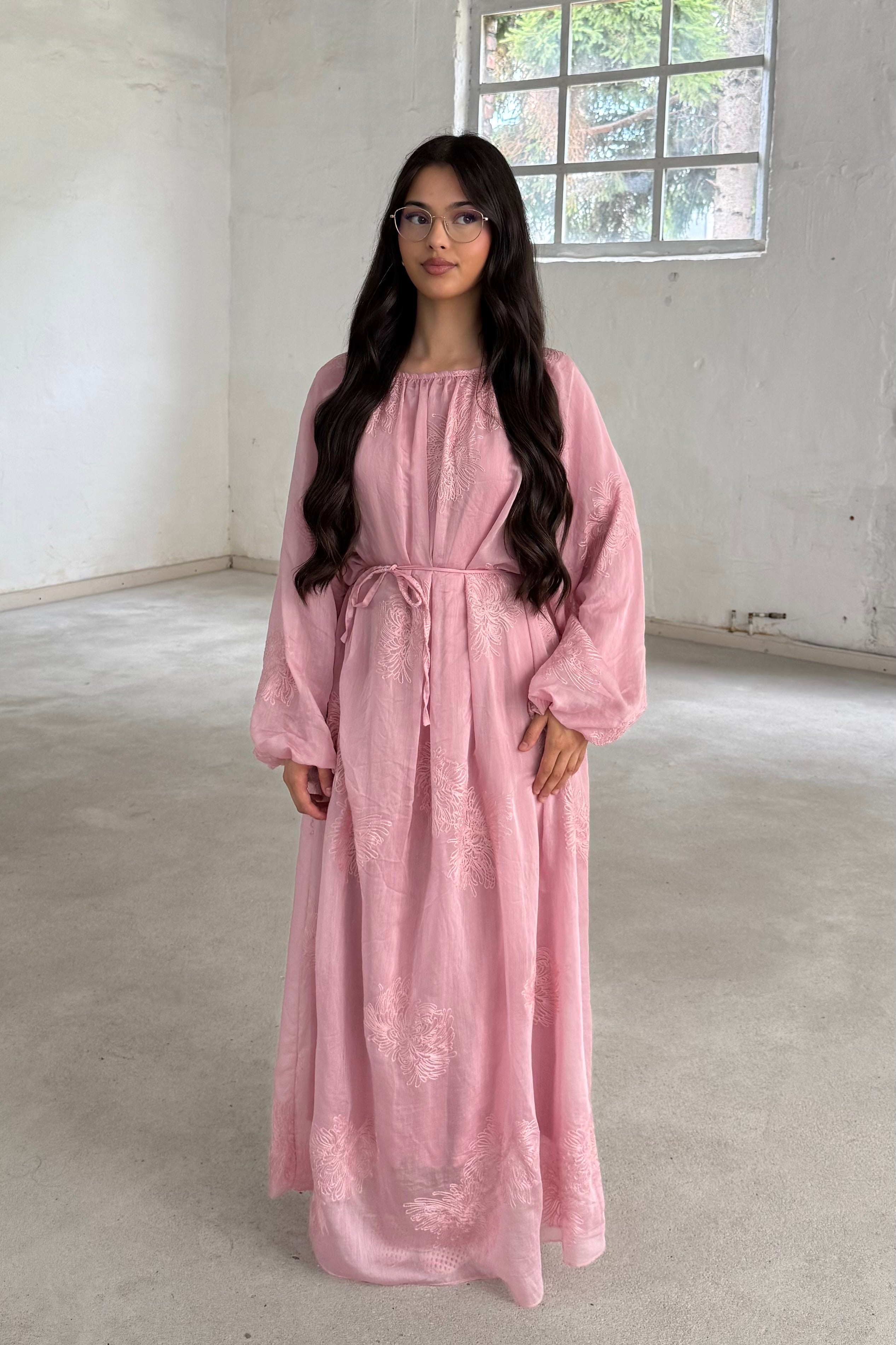 Nihal Kleid