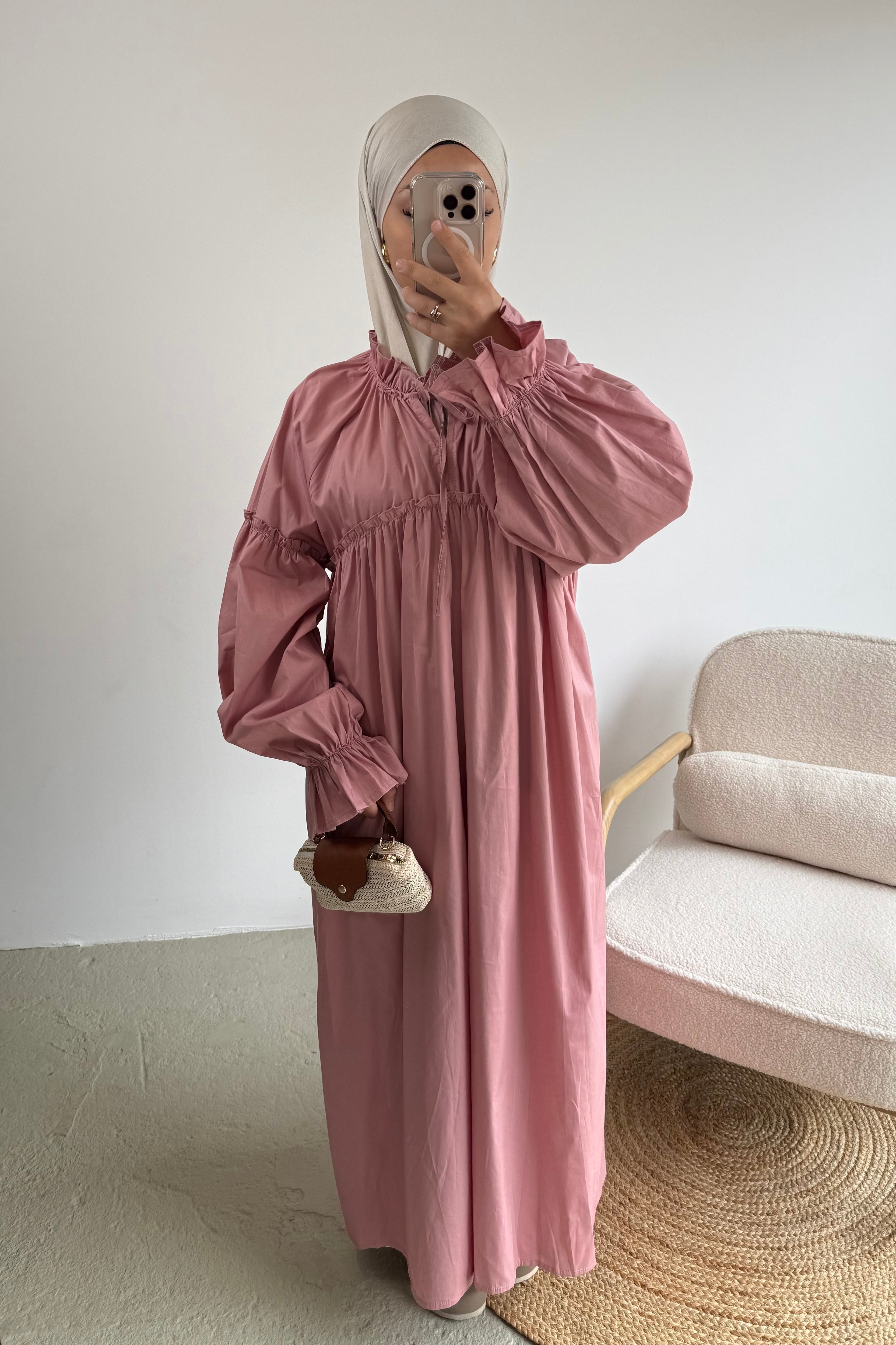 Hira Kleid