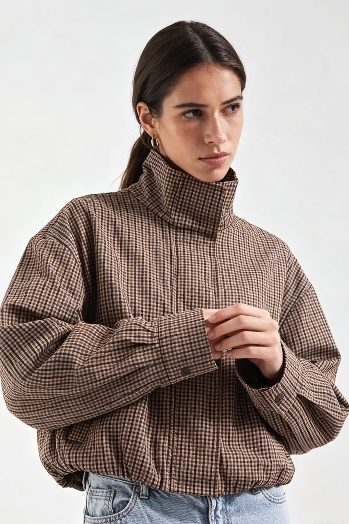 Elya Jacke