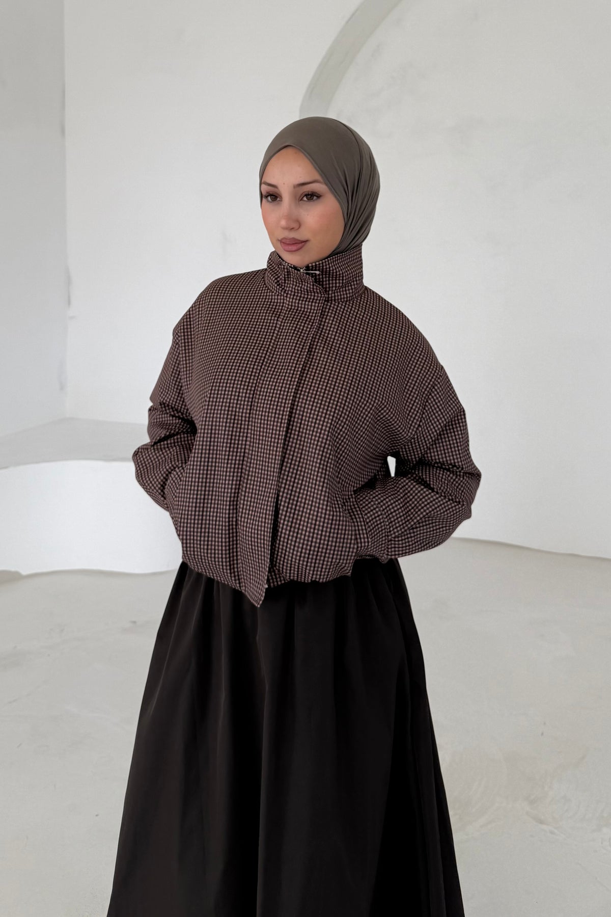 Elya Jacke
