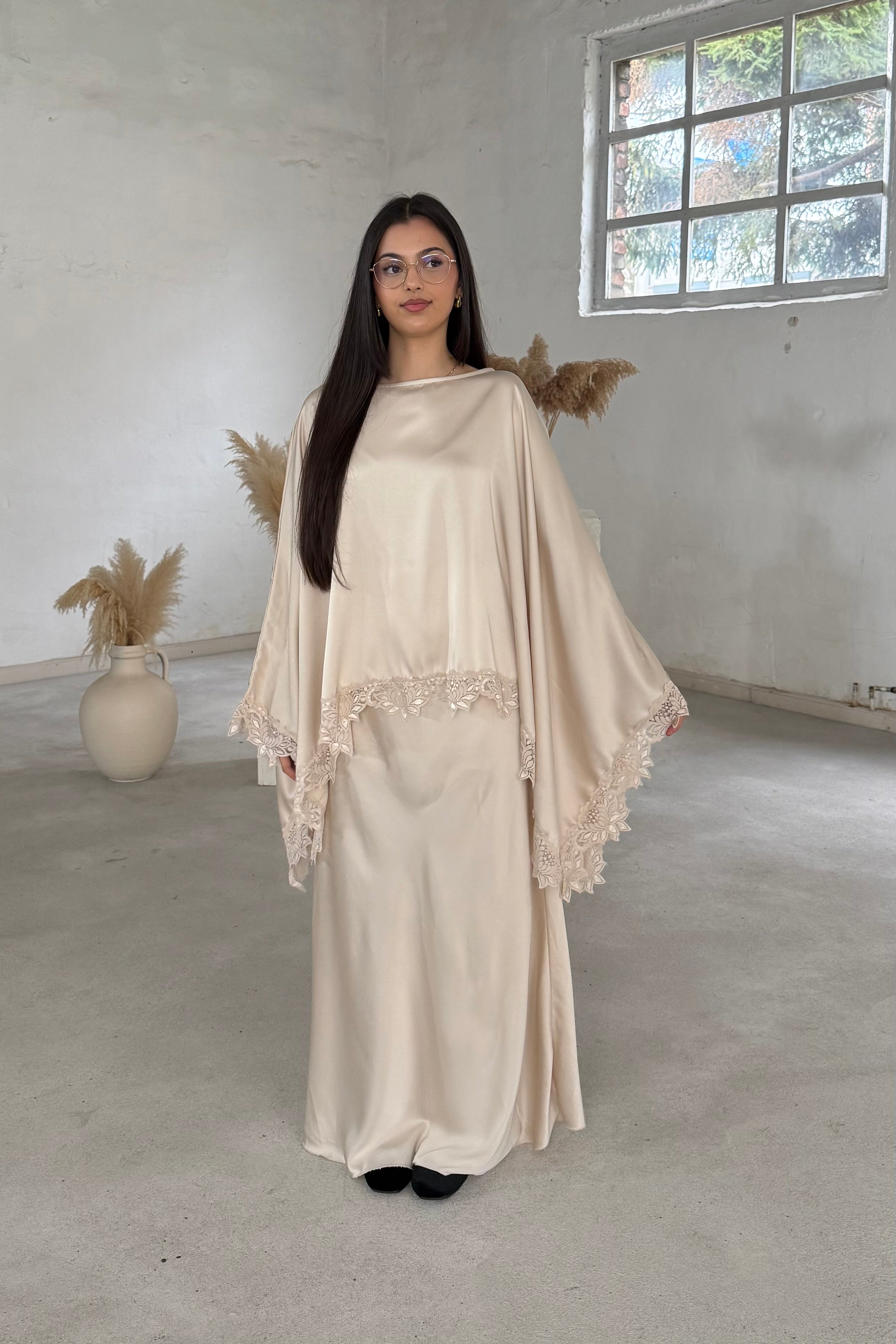 Salma 2-Teiler mit Satin