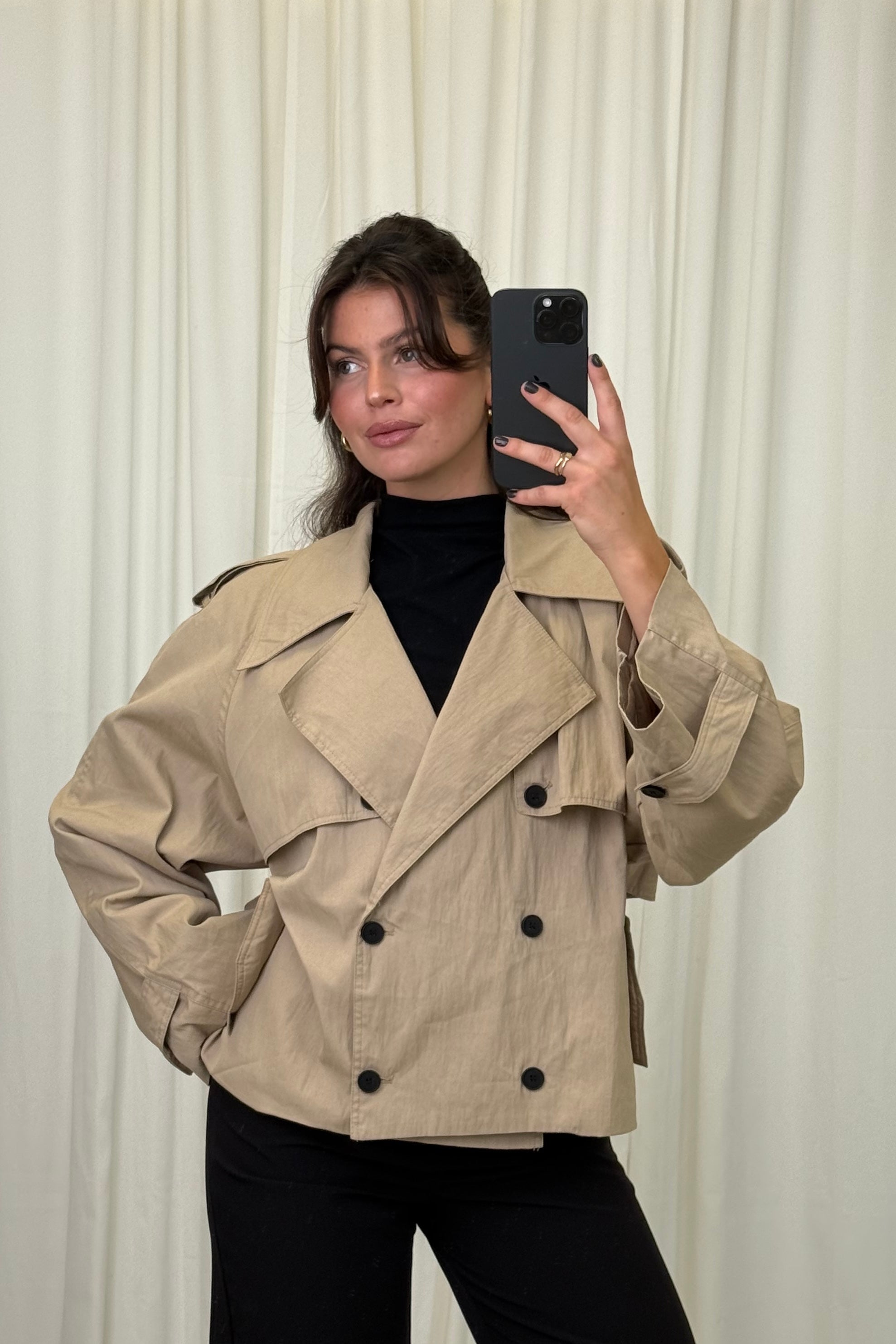 Nira Trenchcoat