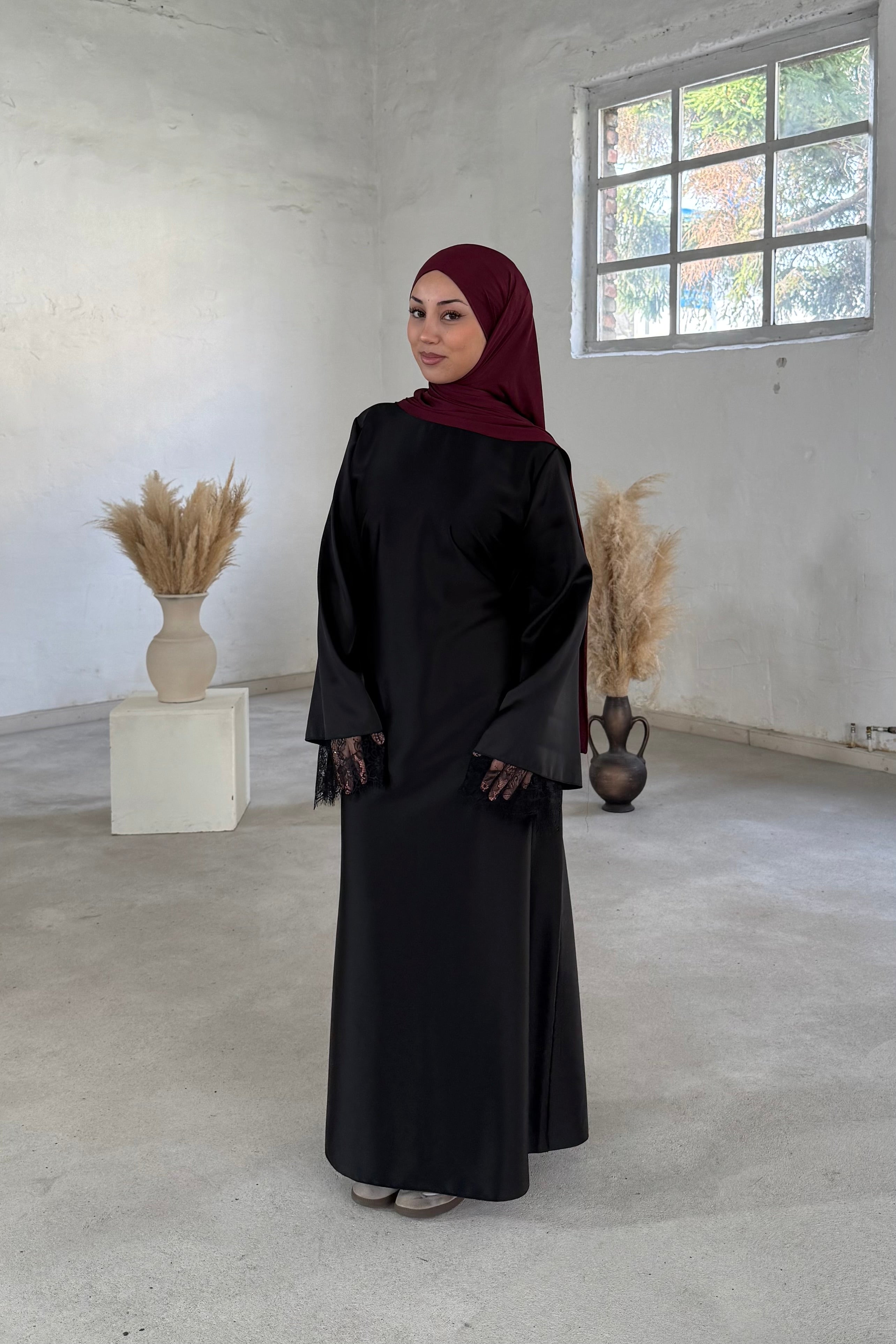 Faya Spitzen-Kleid