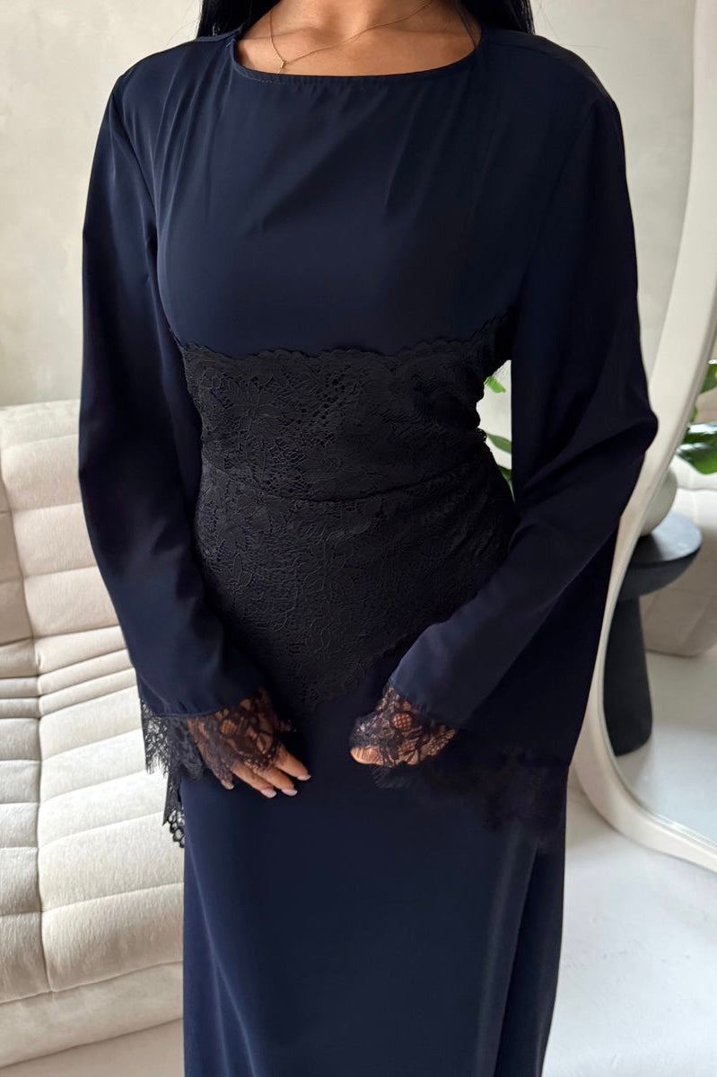 Mina Spitzen Kleid