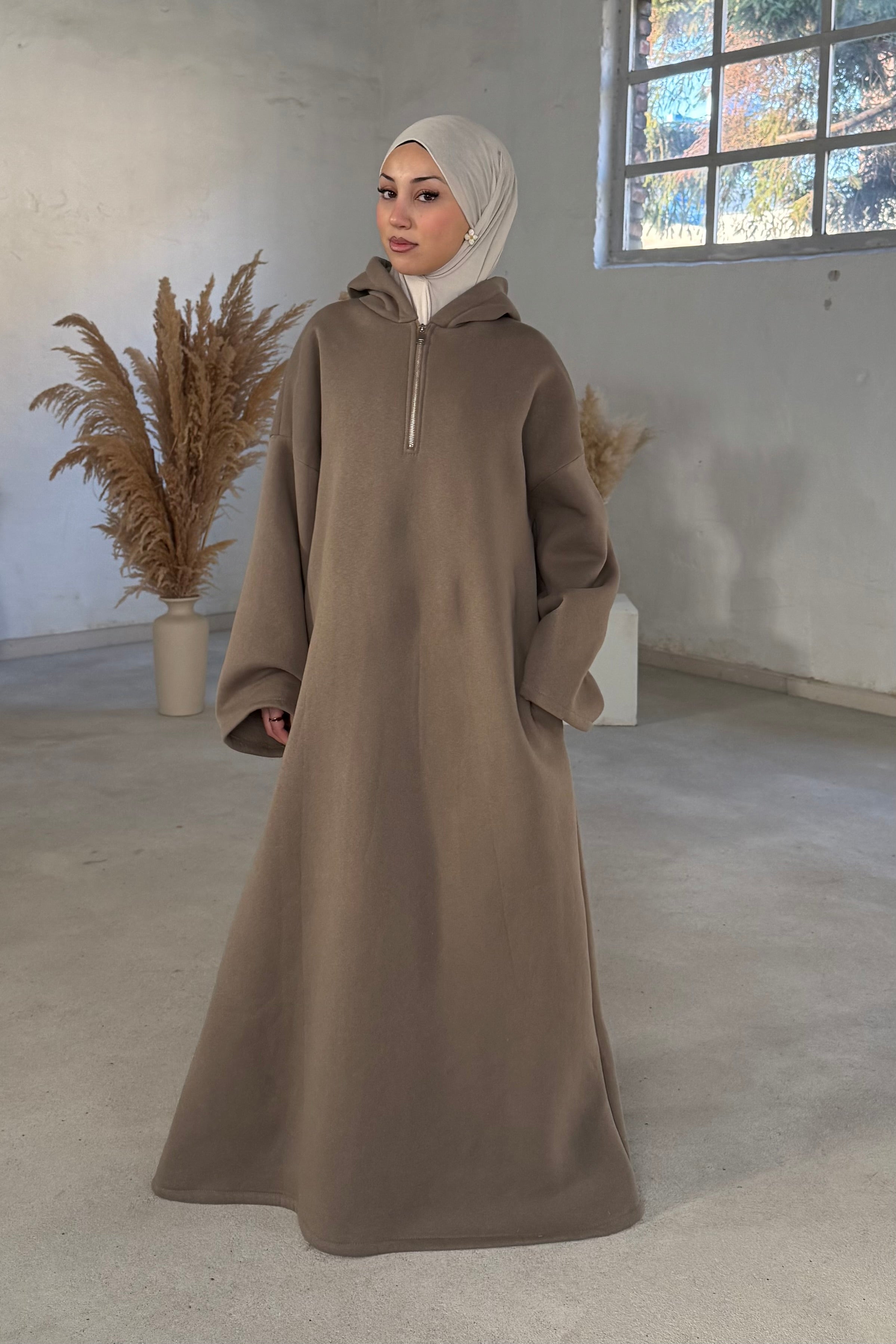 Luna Hoodie Abaya
