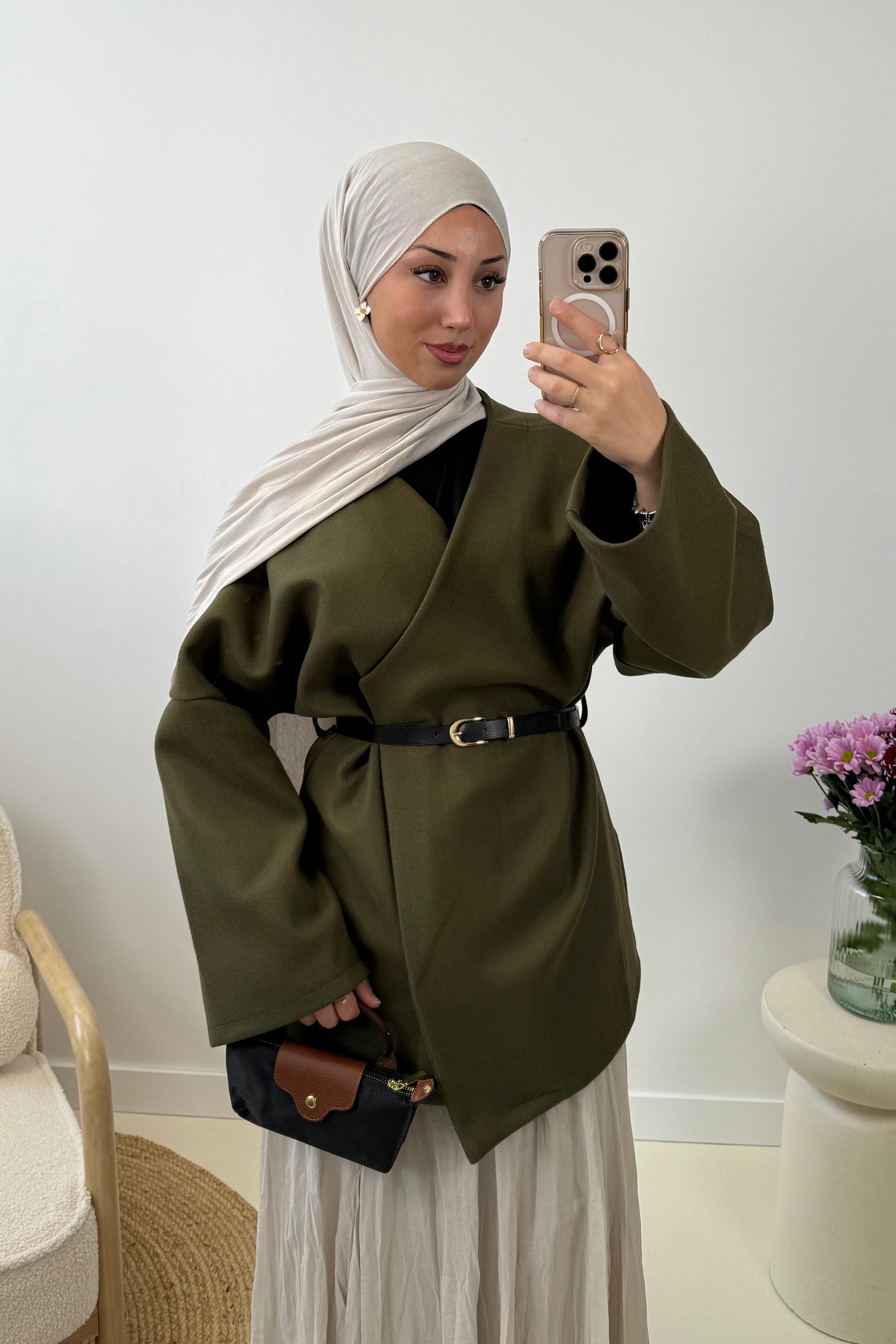 Eli Jacke mit Gürtel