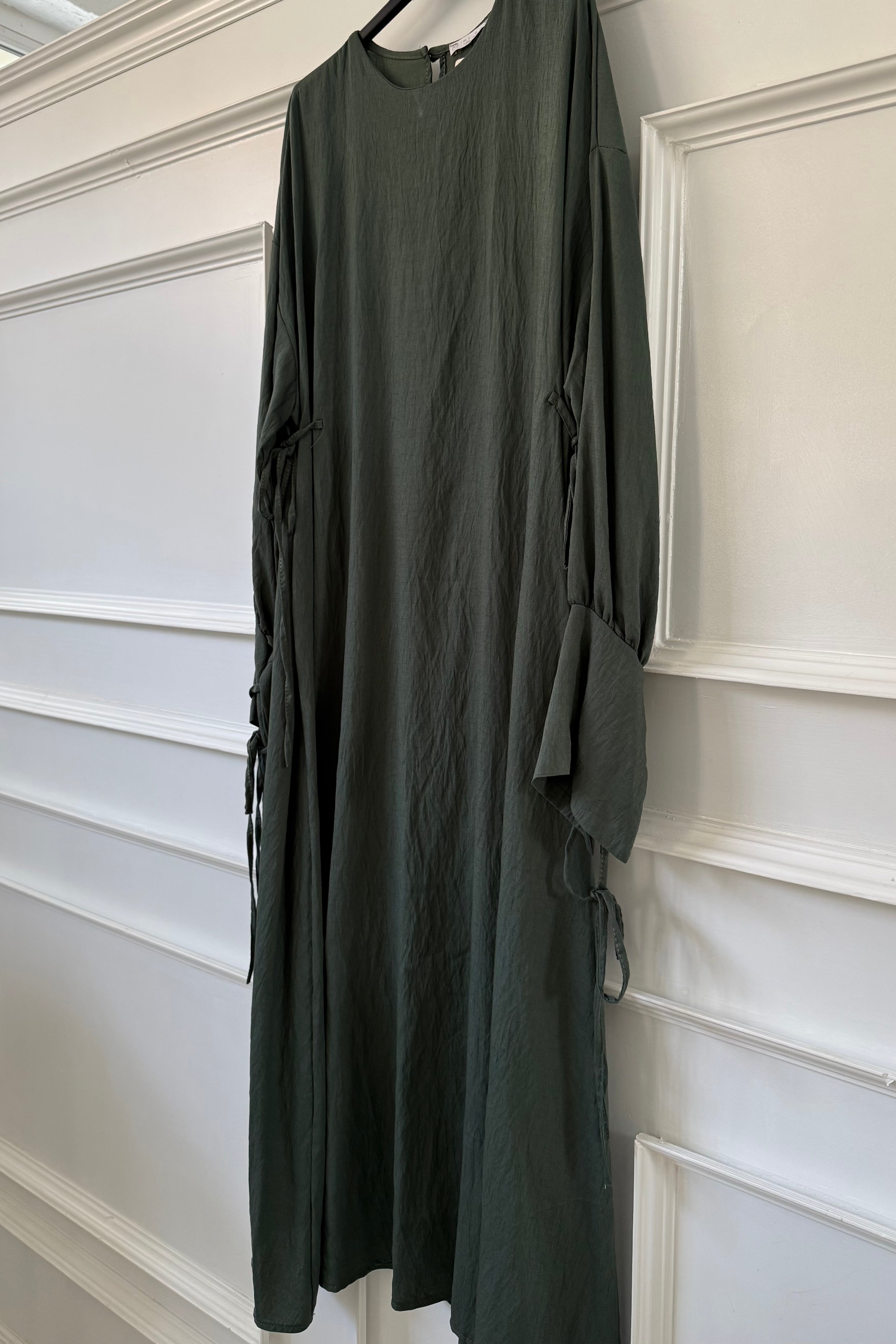 Ceren Kleid