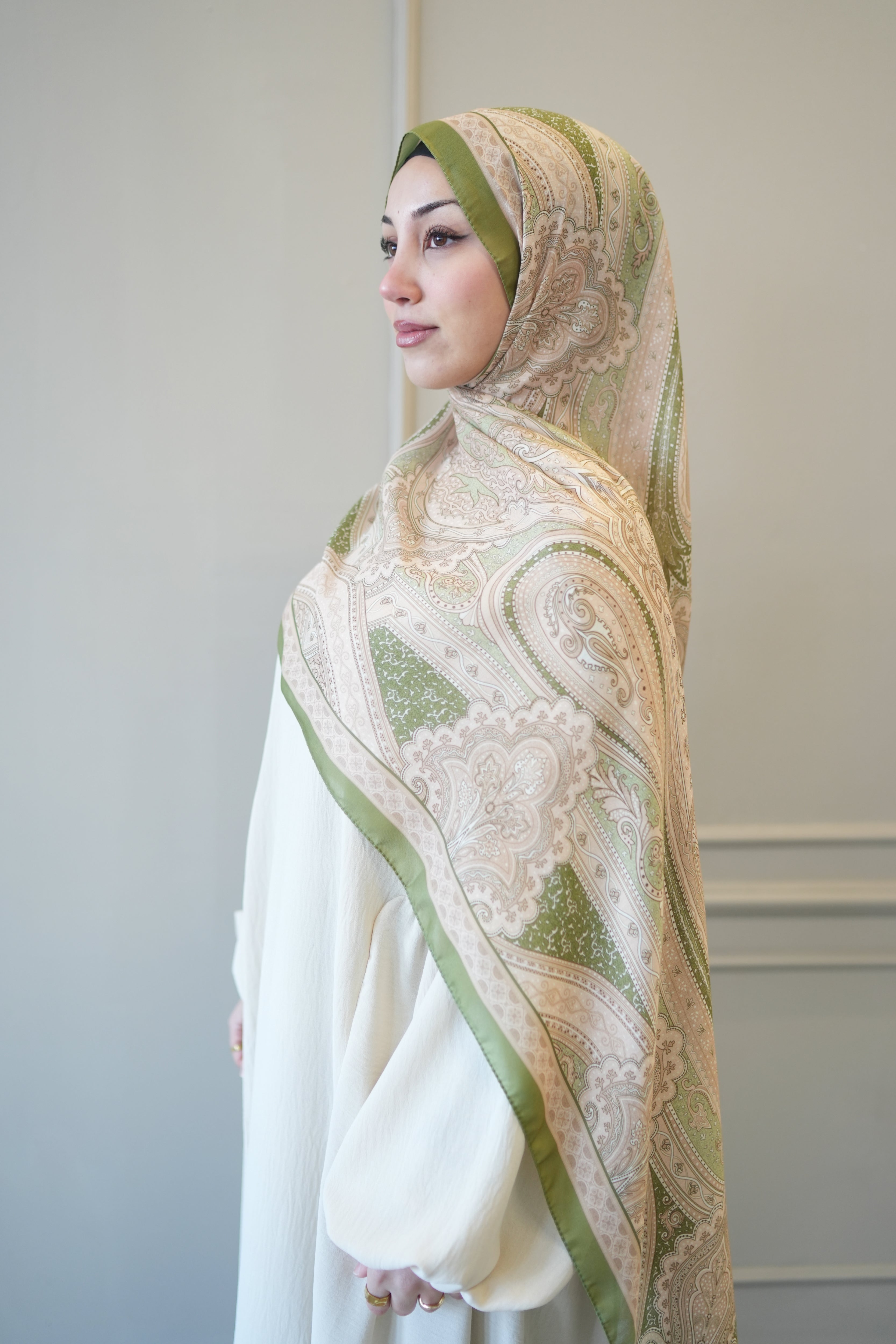 Soft Bohéme Hijab in Lime Green