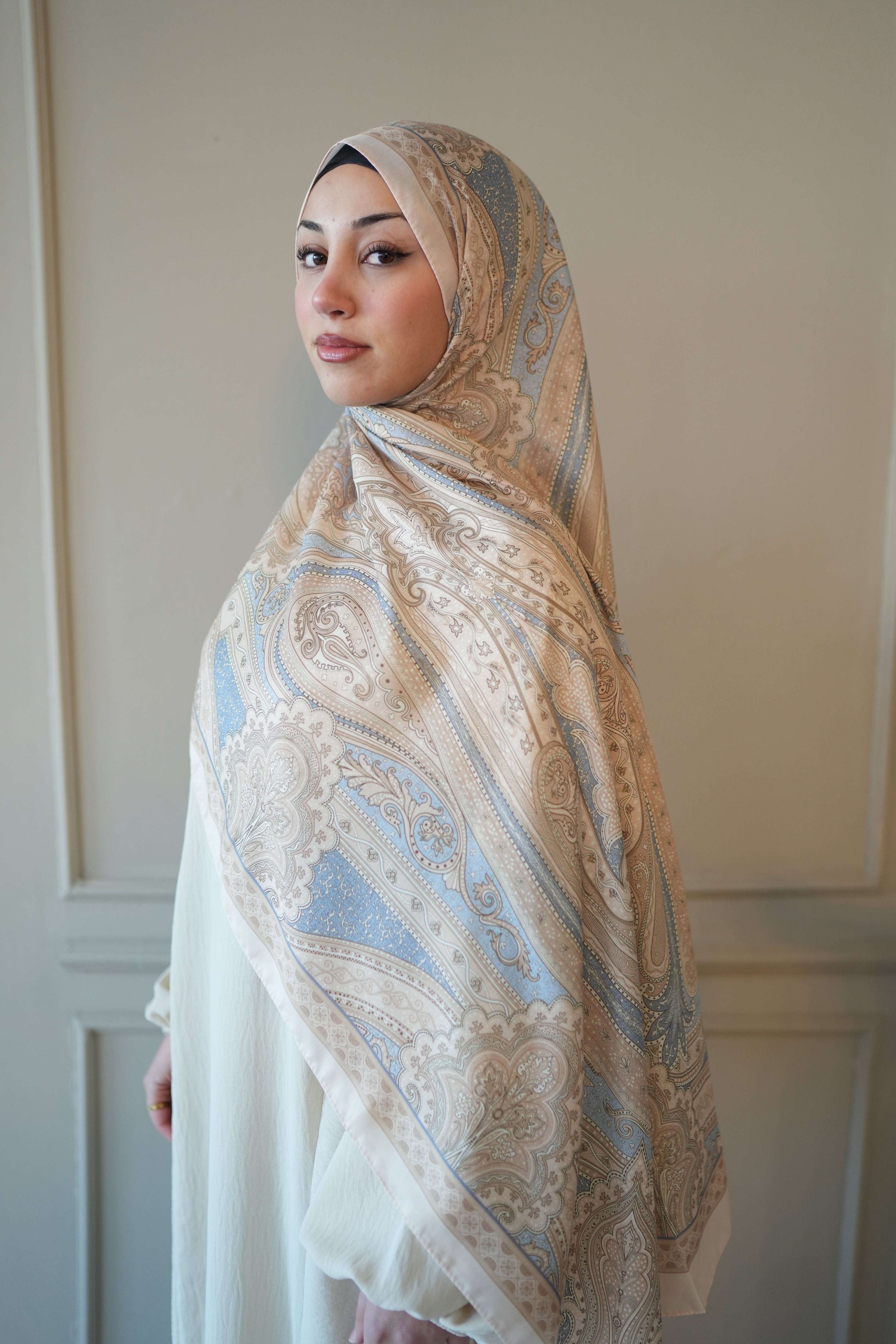 Soft Bohéme Hijab in Turquoise Wave