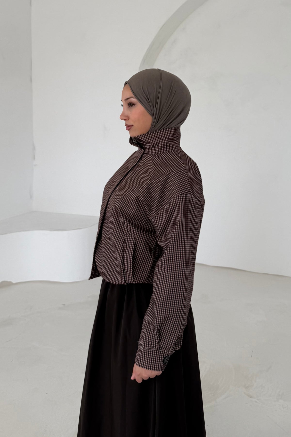 Elya Jacke