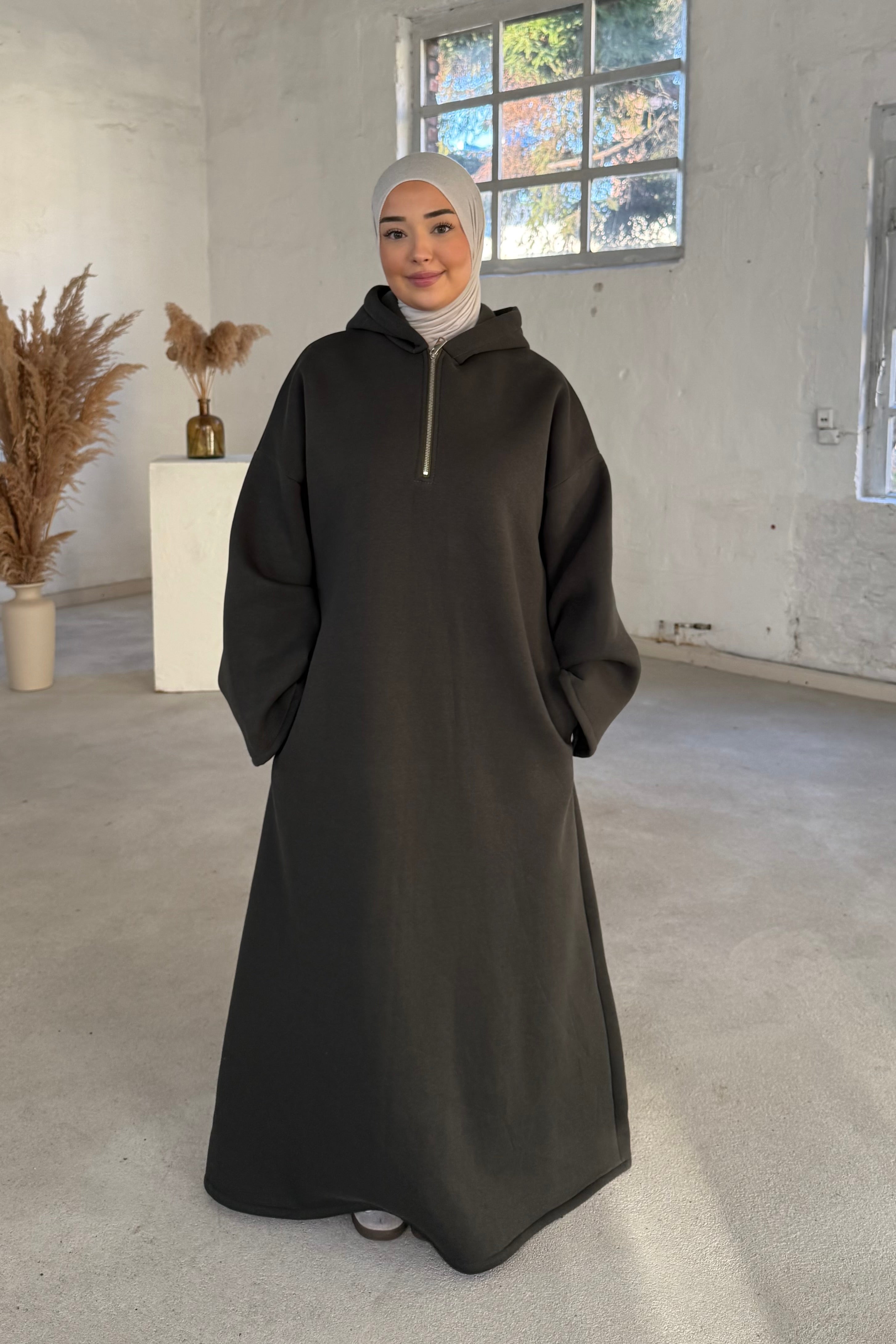 Luna Hoodie Abaya