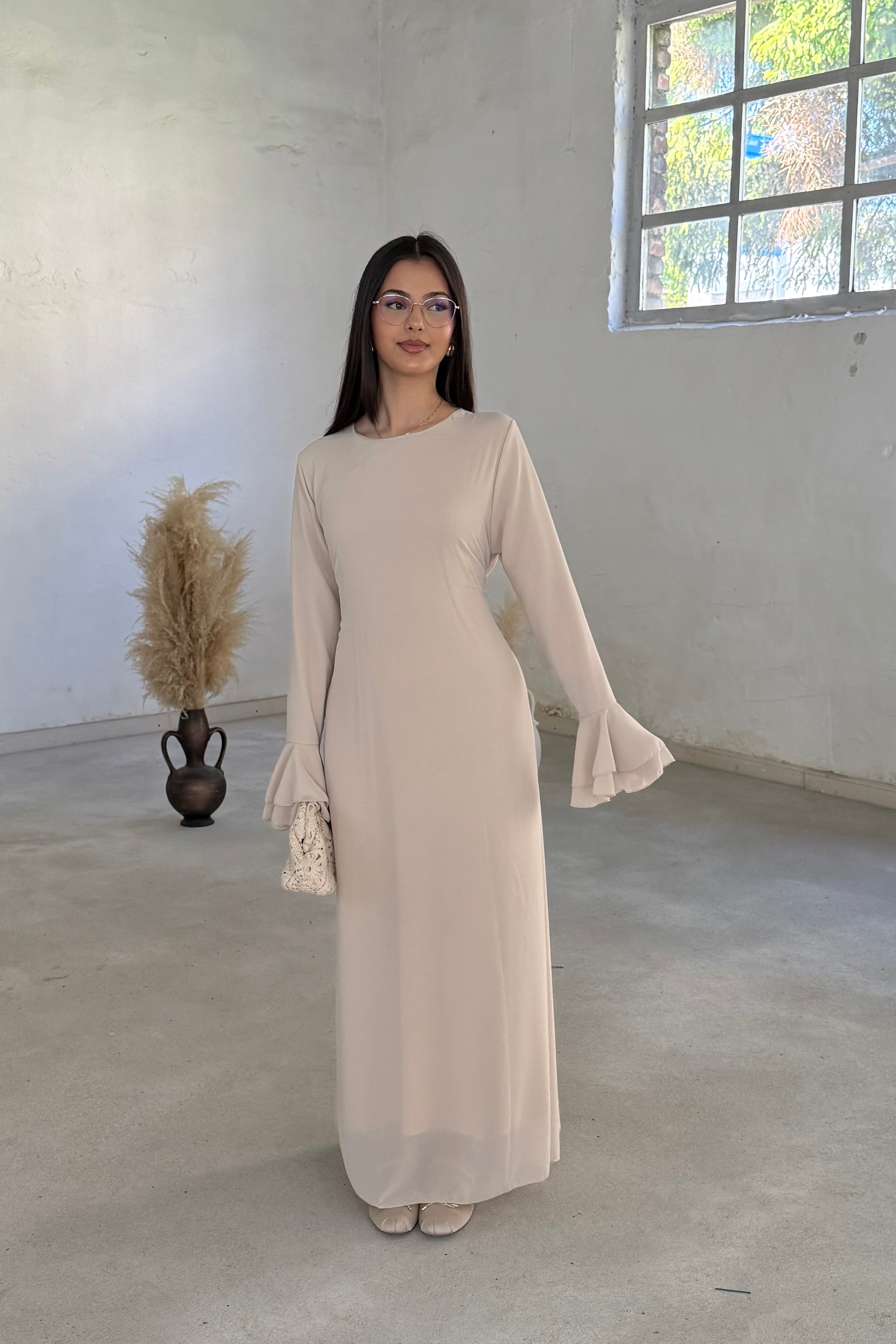 Farah Kleid mit Ärmel Details