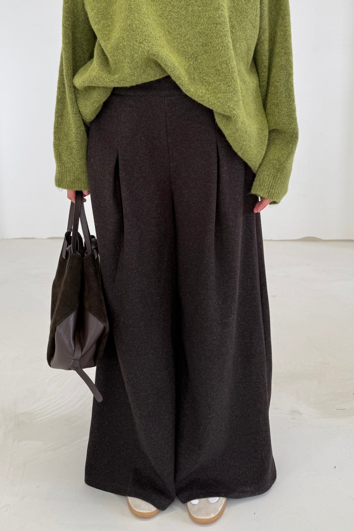 Flowy Wide Leg Hose