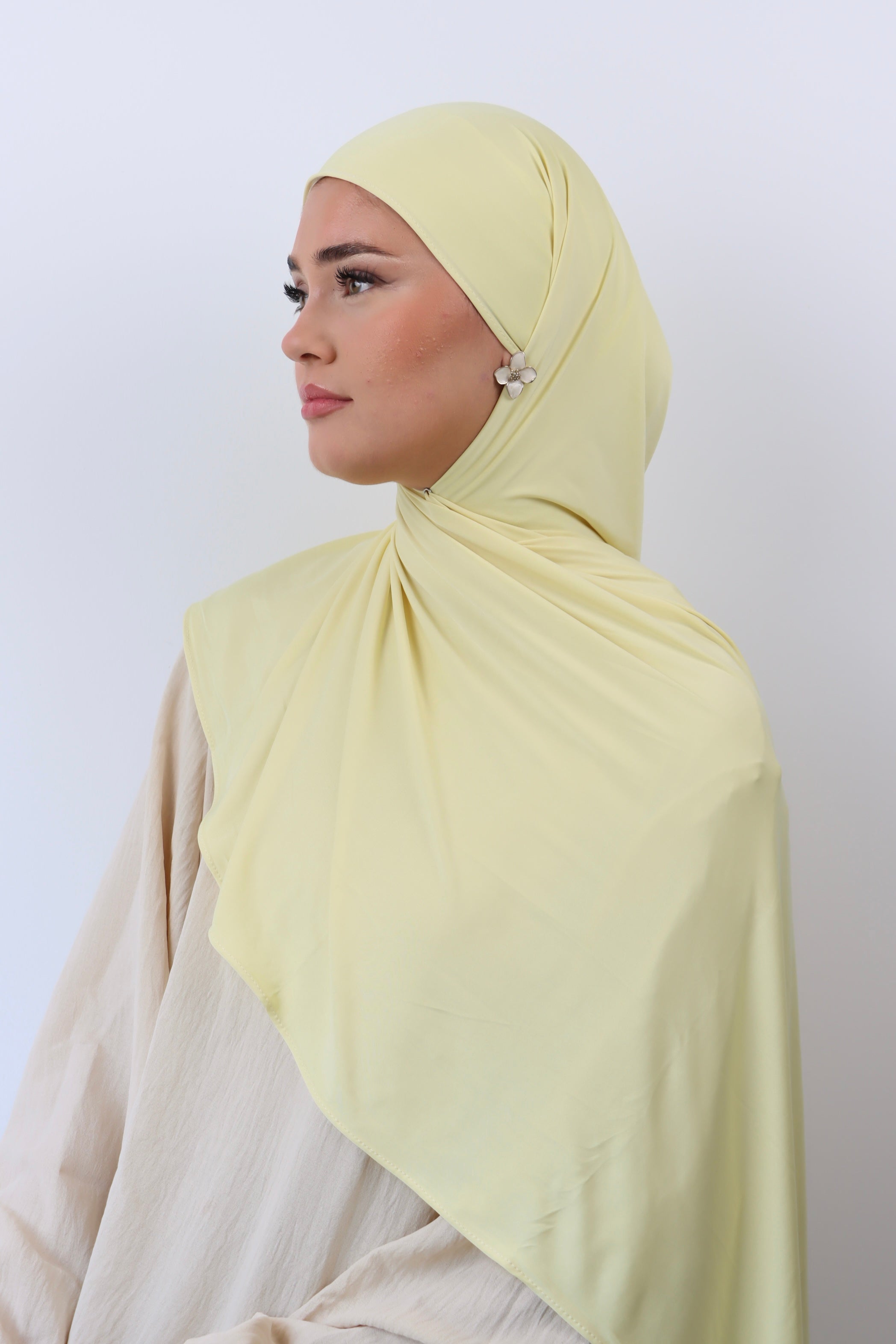 Liquid Jersey in Butteryellow