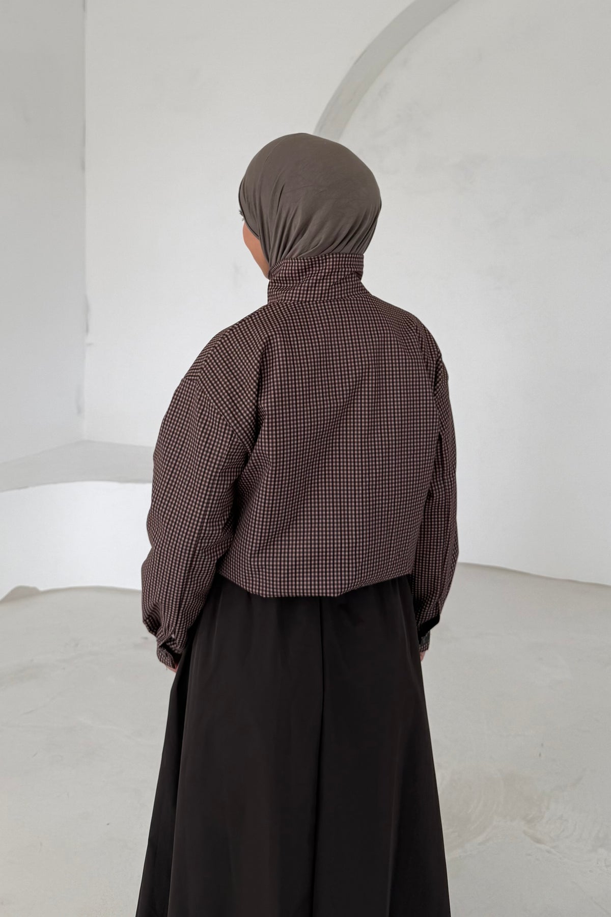 Elya Jacke